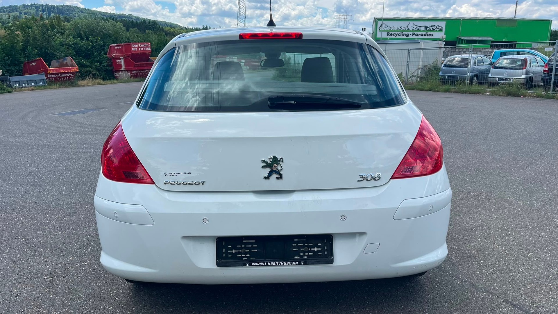 PEUGEOT 308 1.6 HDI Sport-image-9