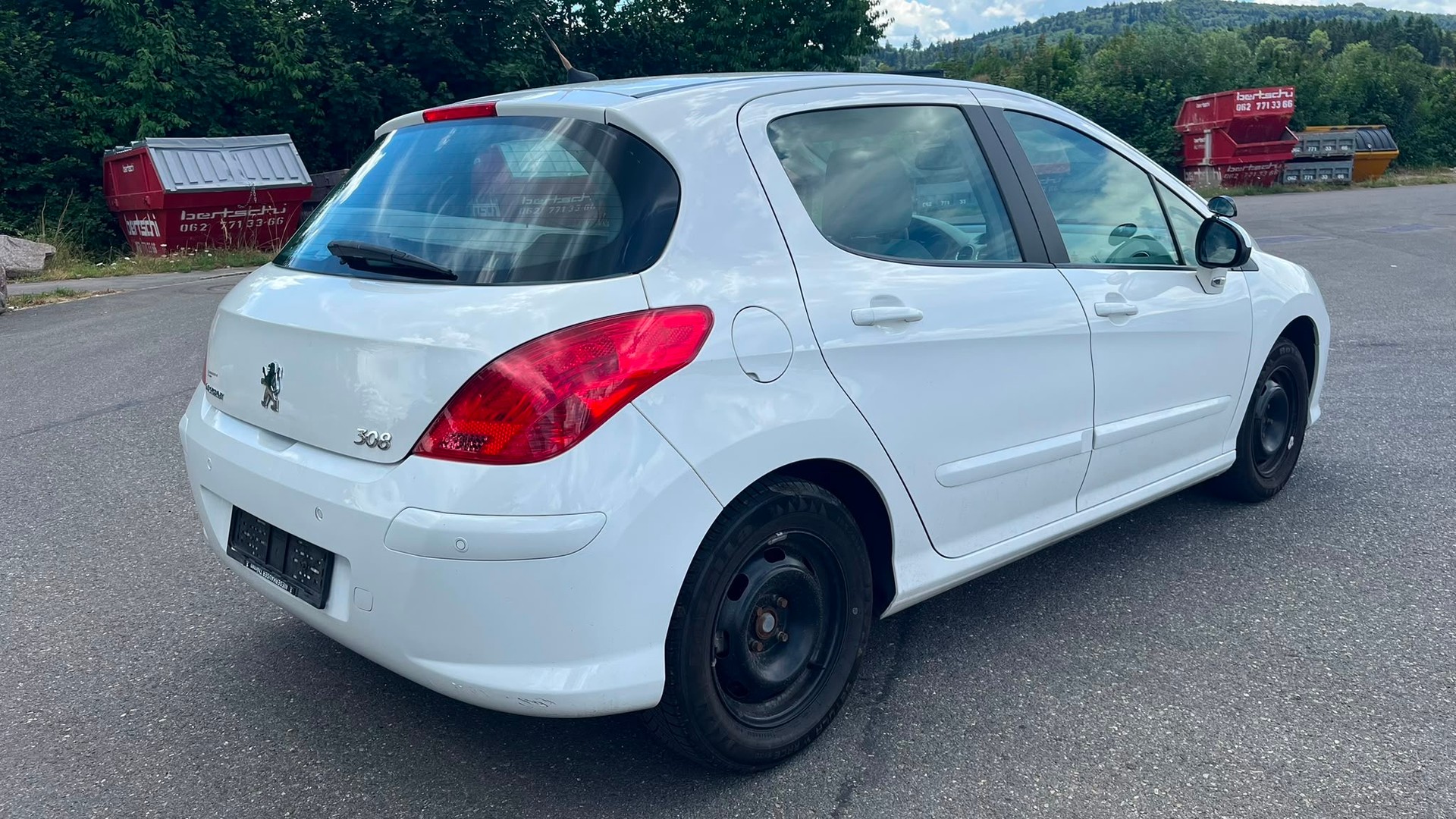 PEUGEOT 308 1.6 HDI Sport-image-3