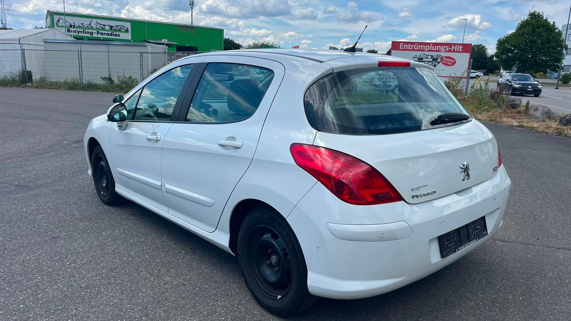 PEUGEOT 308 1.6 HDI Sport-image-4