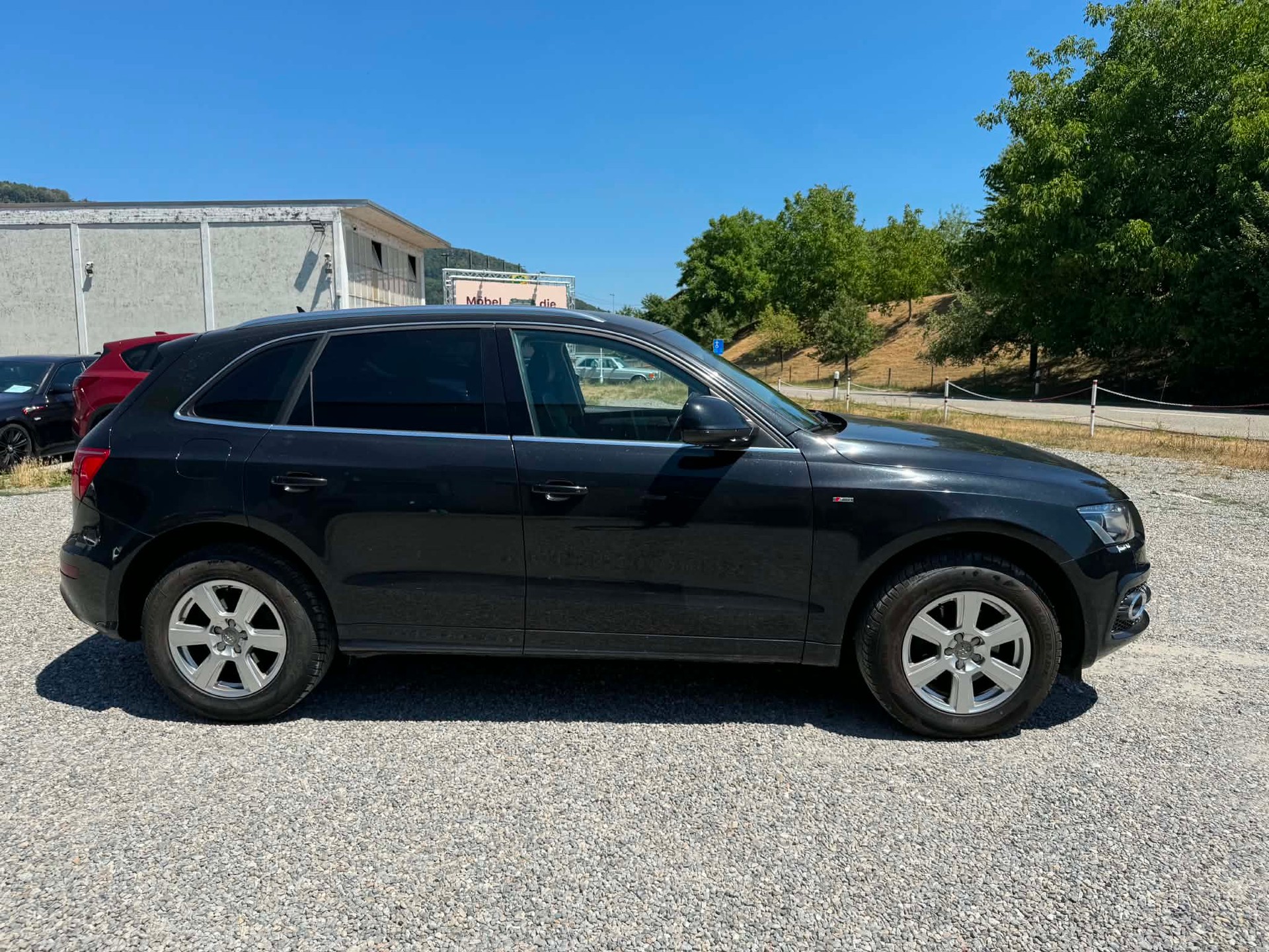 AUDI Q5 2.0 TDI quattro S-tronic-image-8