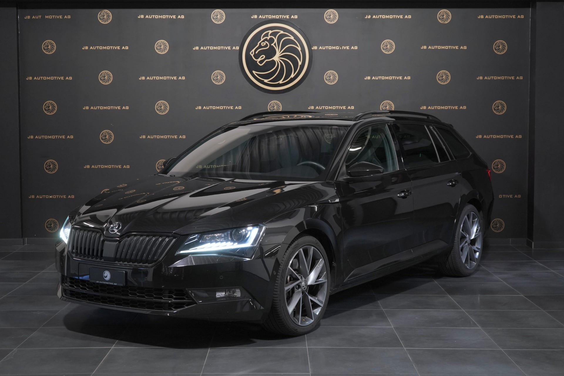 SKODA Superb Combi 2.0 TSI Ambition DSG 4x4