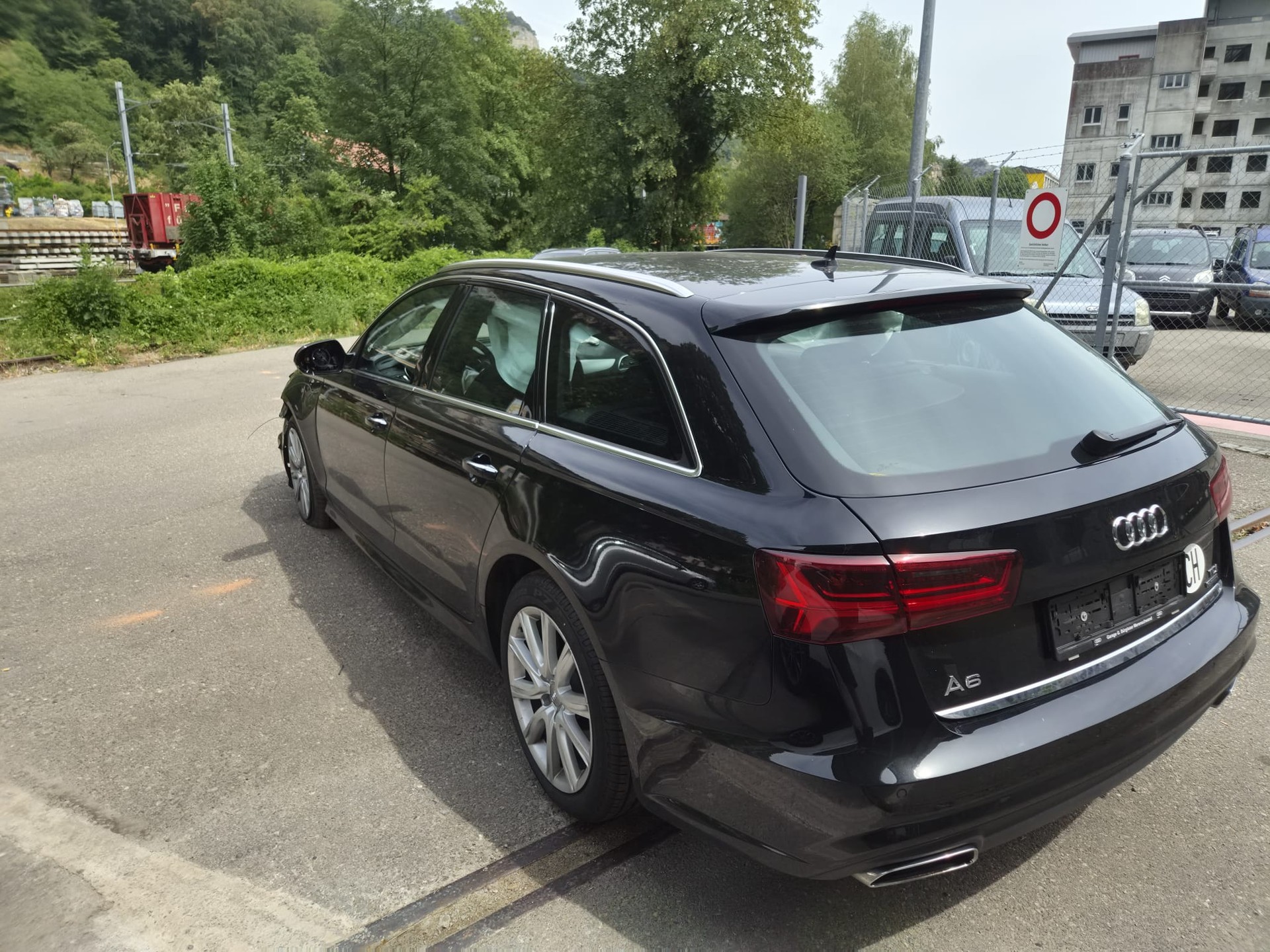 AUDI A6 Avant 3.0 TDI V6 quattro S-tronic-showroom-element-3