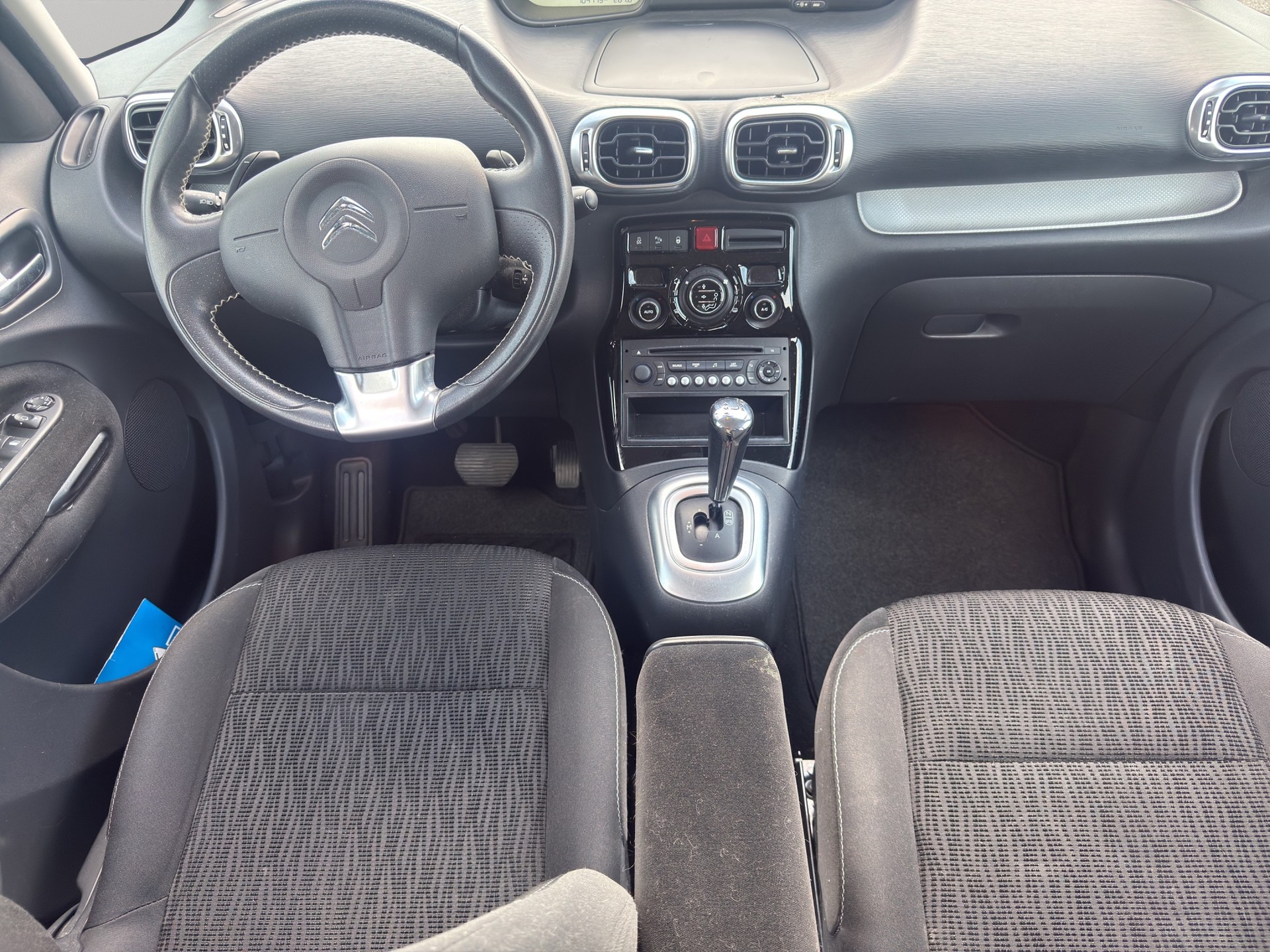 CITROEN C3 Picasso 1.6 VTi Exclusive EGS-image-10