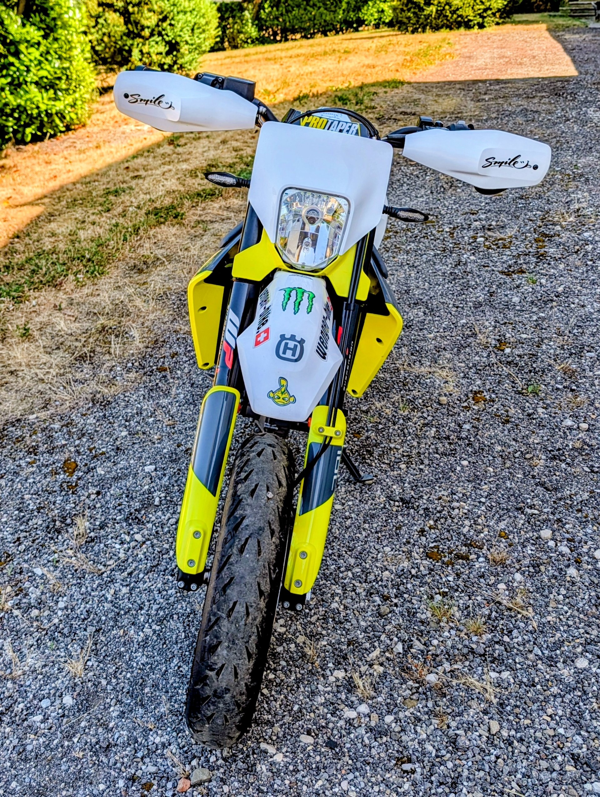 HUSQVARNA 701 Supermoto-image-3
