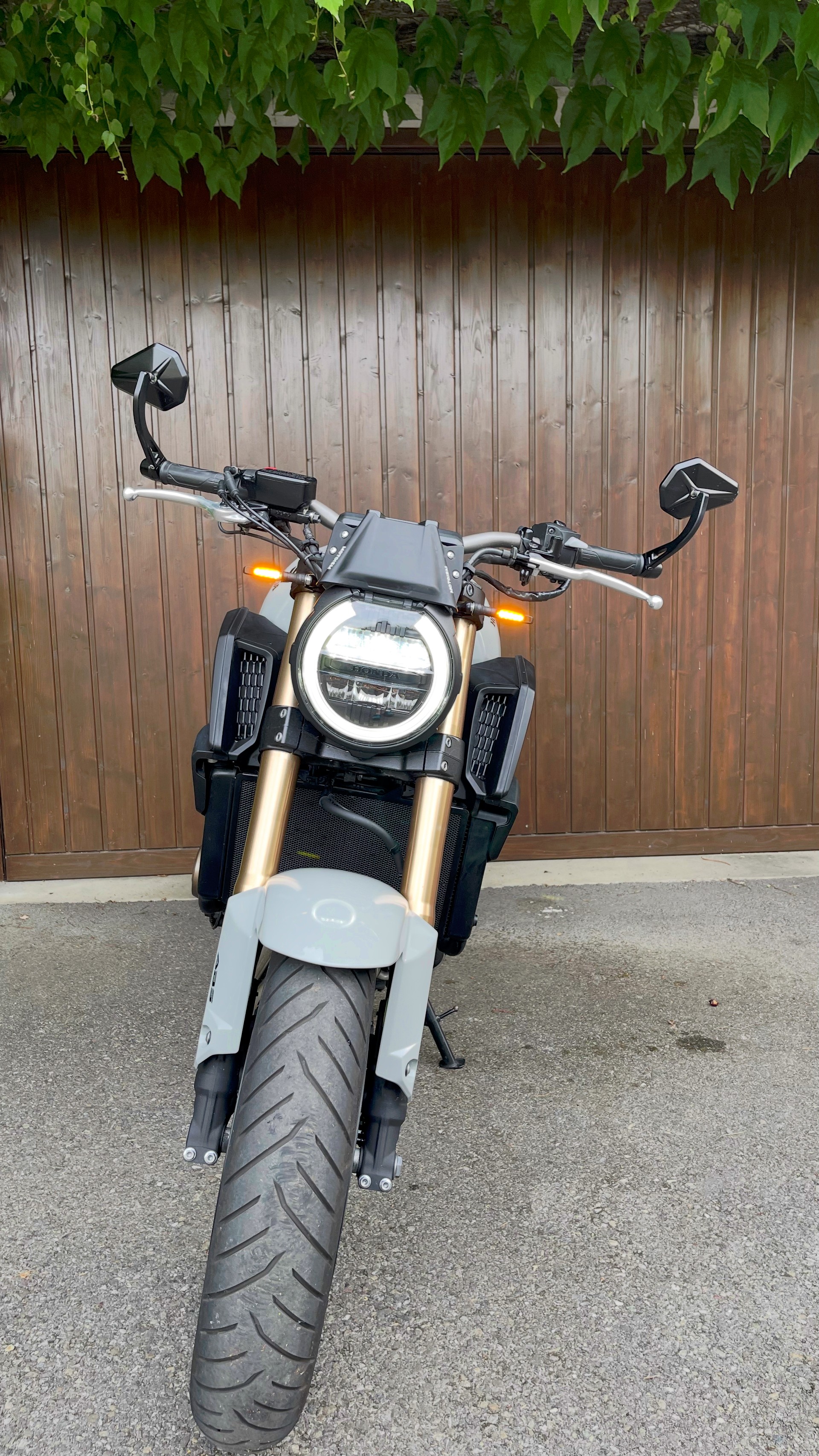 HONDA CB 650 R-image-5