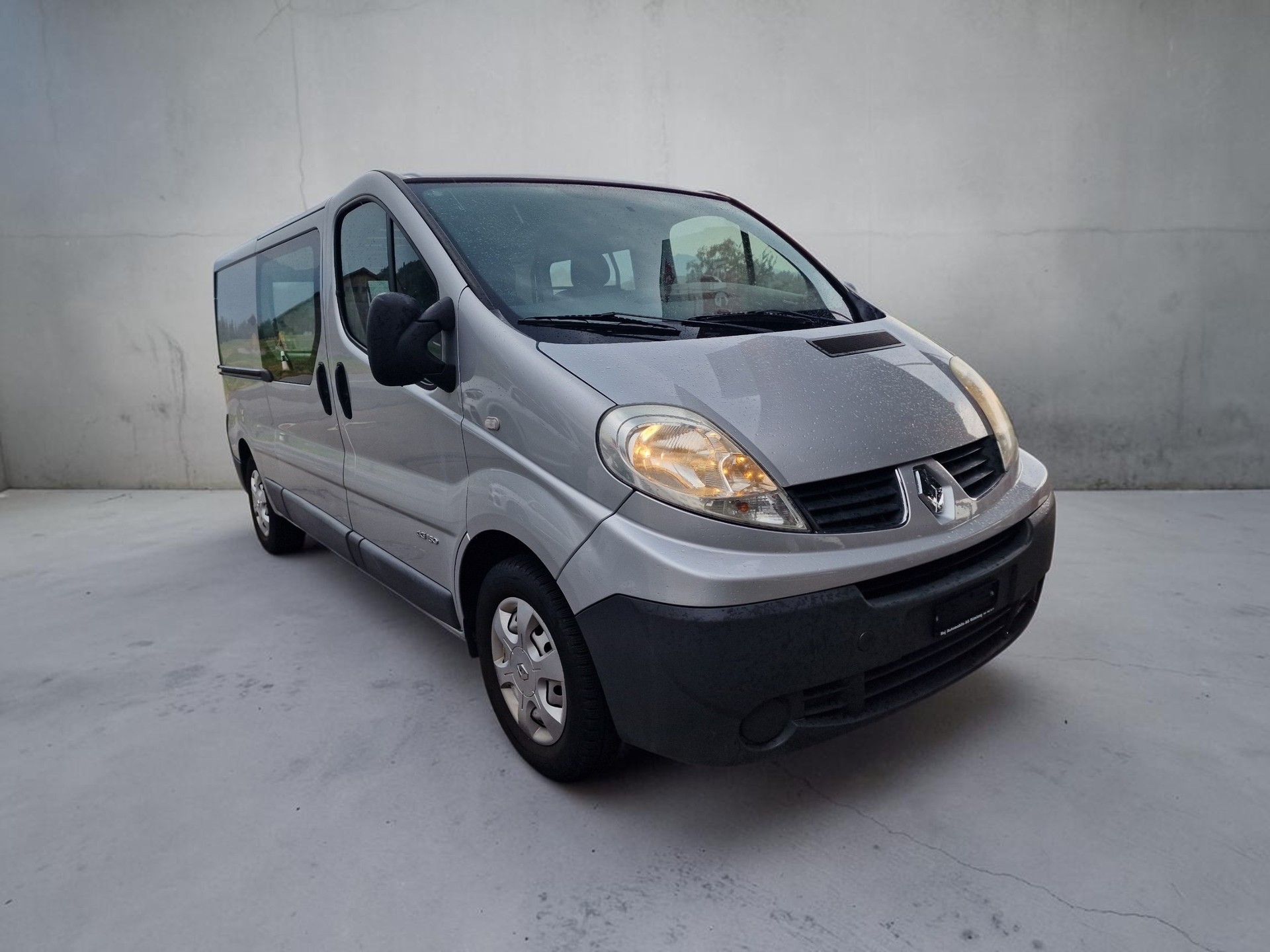 RENAULT Trafic 2.5 dCi 2.9t L1H1 12Mt Gara MFK Neu-showroom-element-3