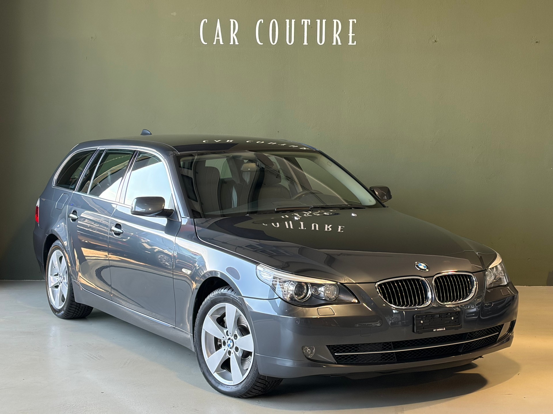 BMW 525xi Touring Steptronic *EDITION*Ab MFK*-showroom-element-2
