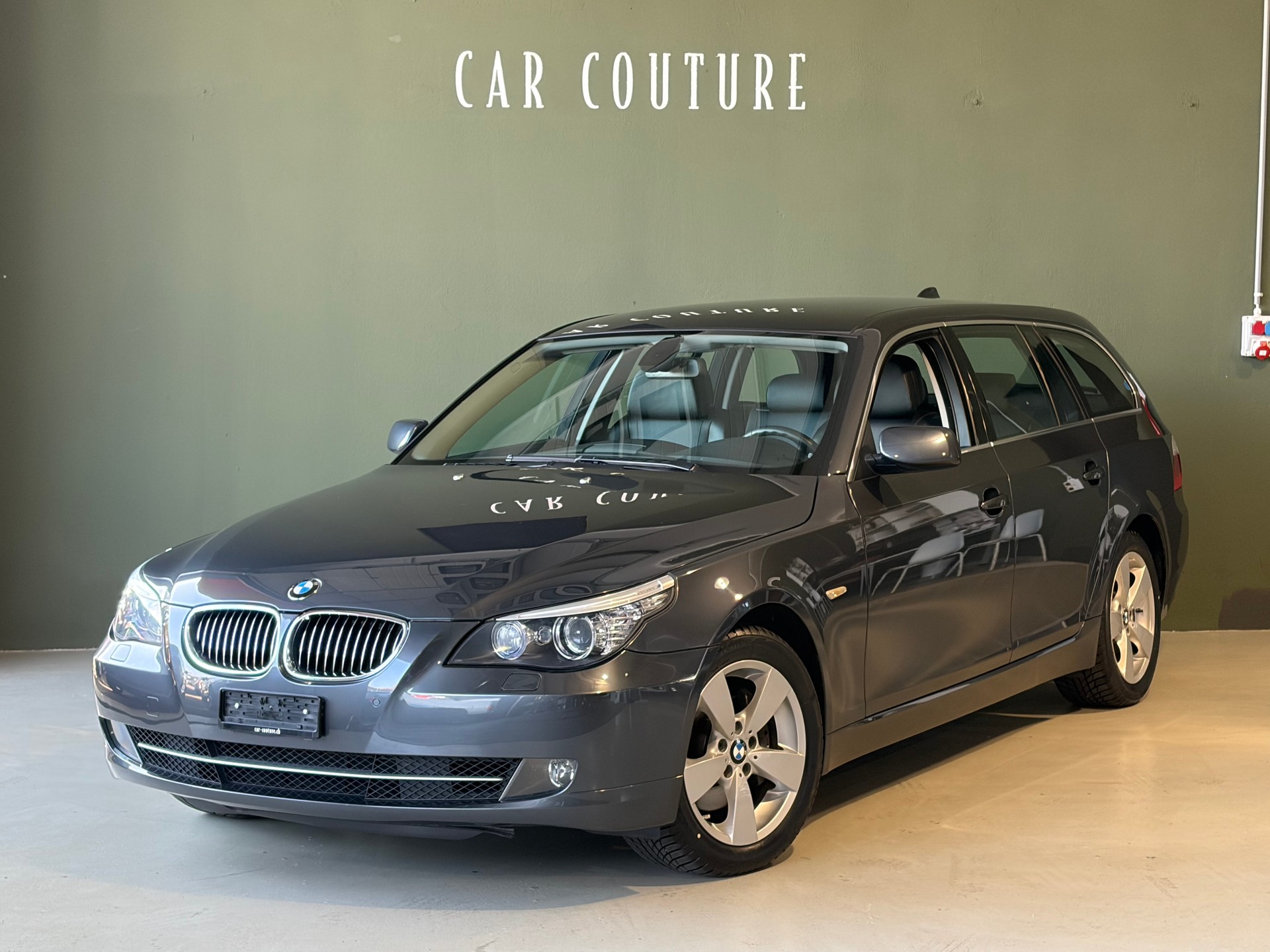 BMW 525xi Touring Steptronic *EDITION*Ab MFK*-showroom-element-1