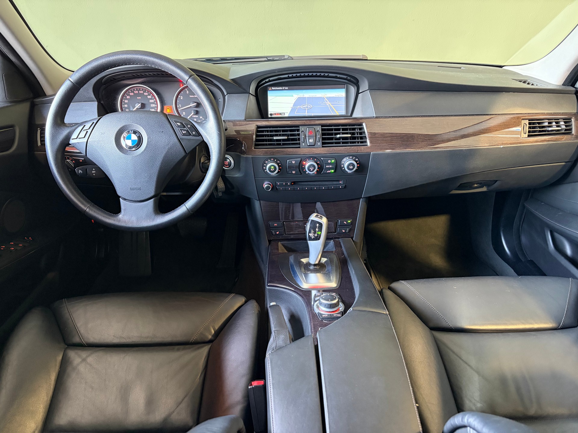 BMW 525xi Touring Steptronic *EDITION*Ab MFK*-image-14