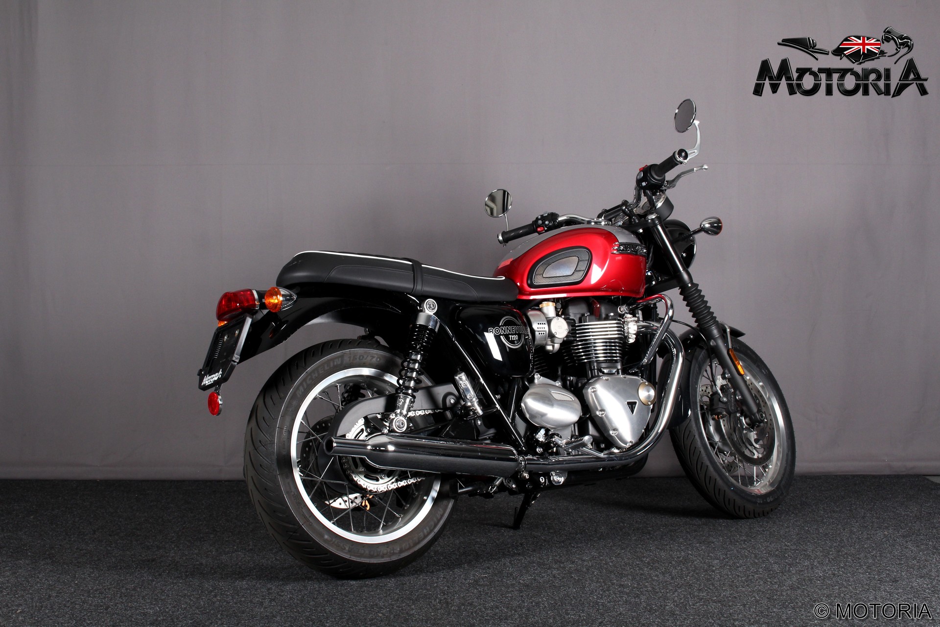 TRIUMPH Bonneville T120-image-2
