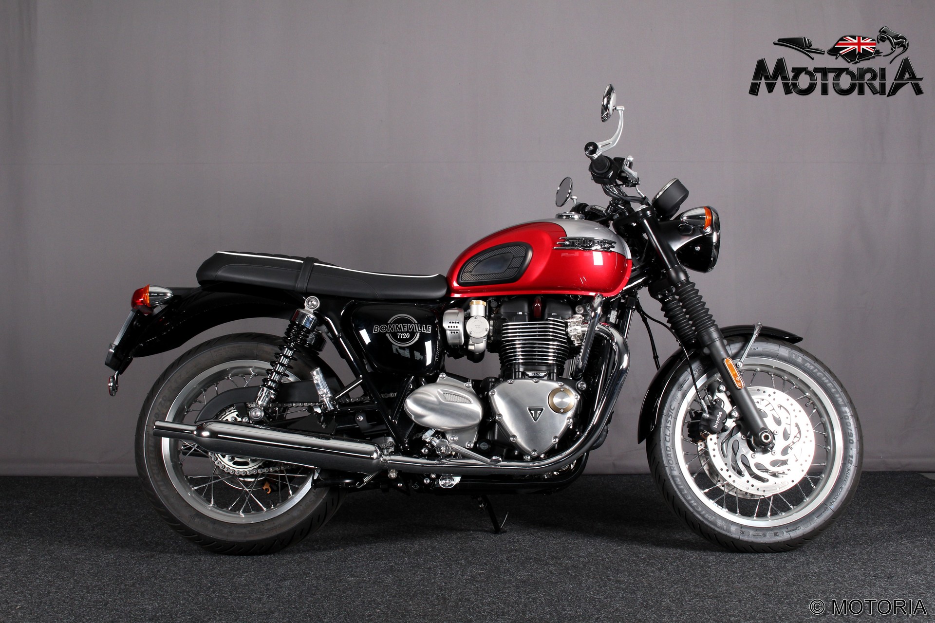 TRIUMPH Bonneville T120-image-1