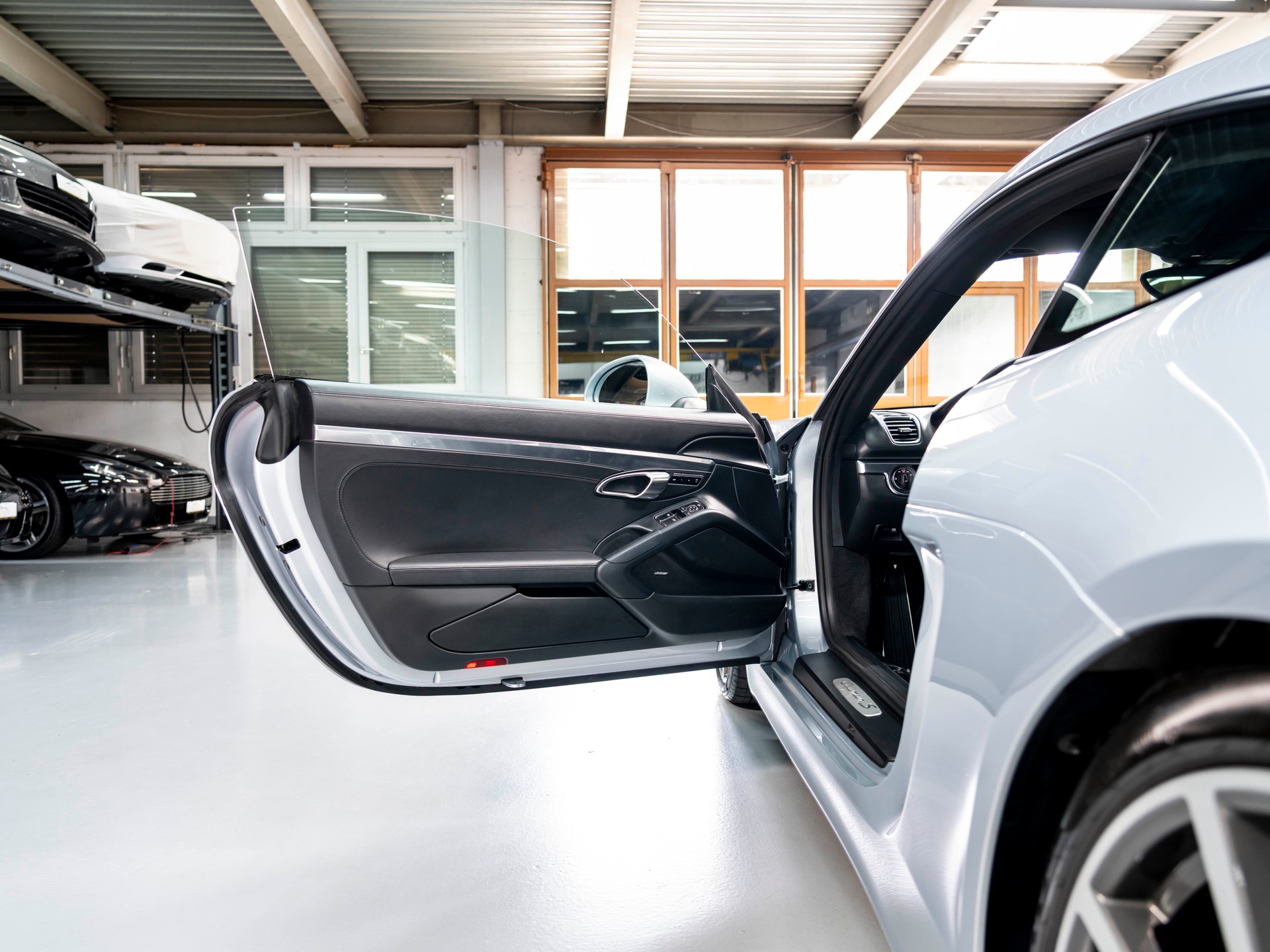 PORSCHE Cayman S 3.4 PDK-image-22