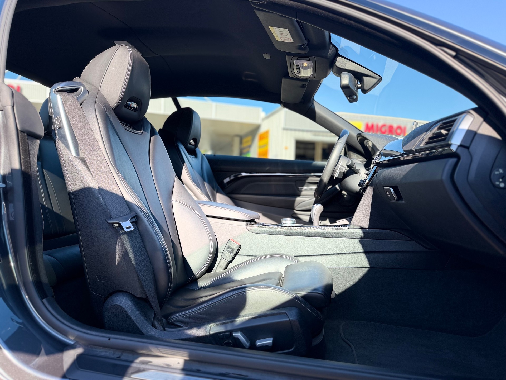 BMW M4 Cabriolet Competition DKG-image-13
