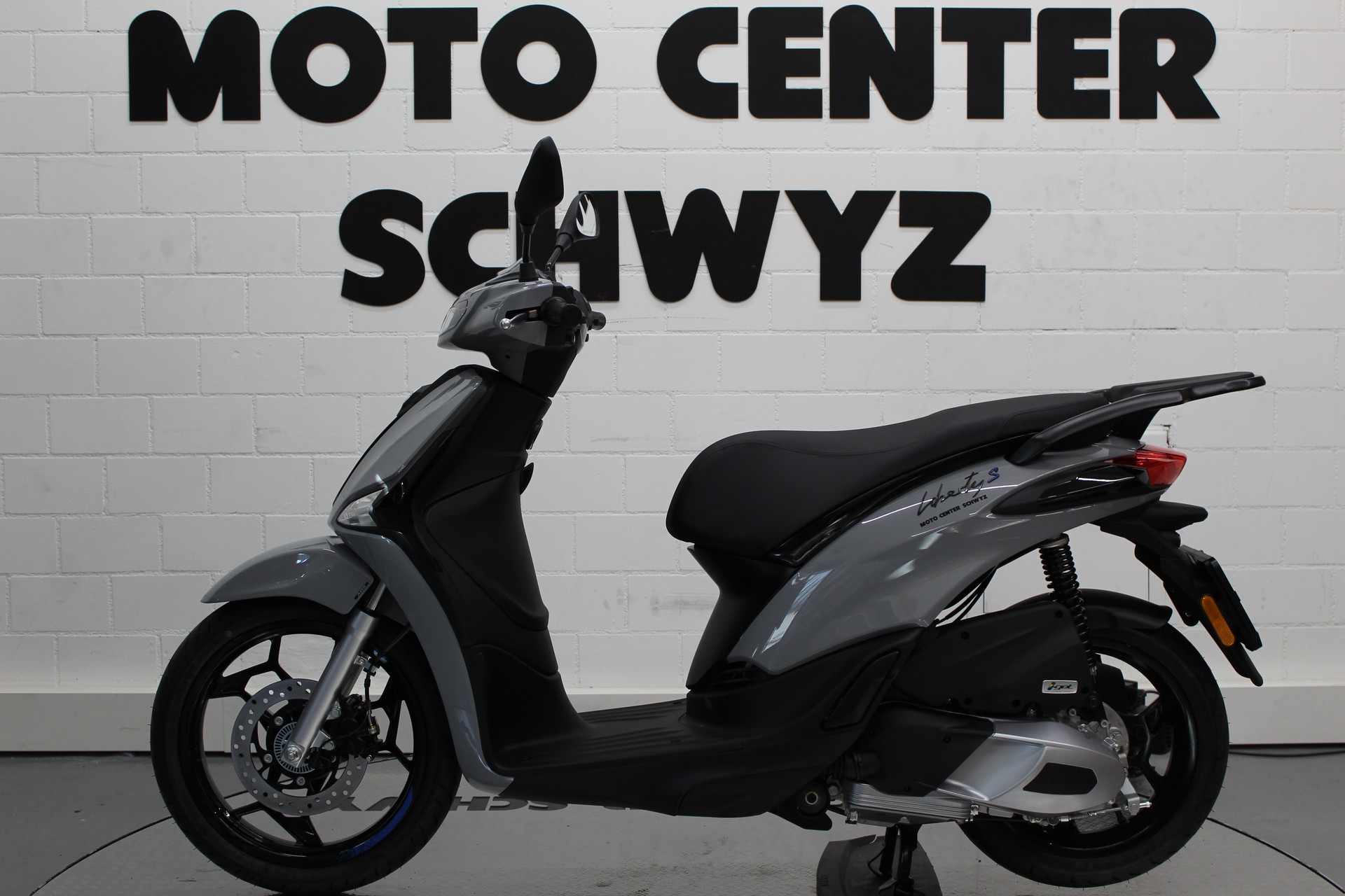 PIAGGIO Liberty 125 Sport E5+-showroom-element-3
