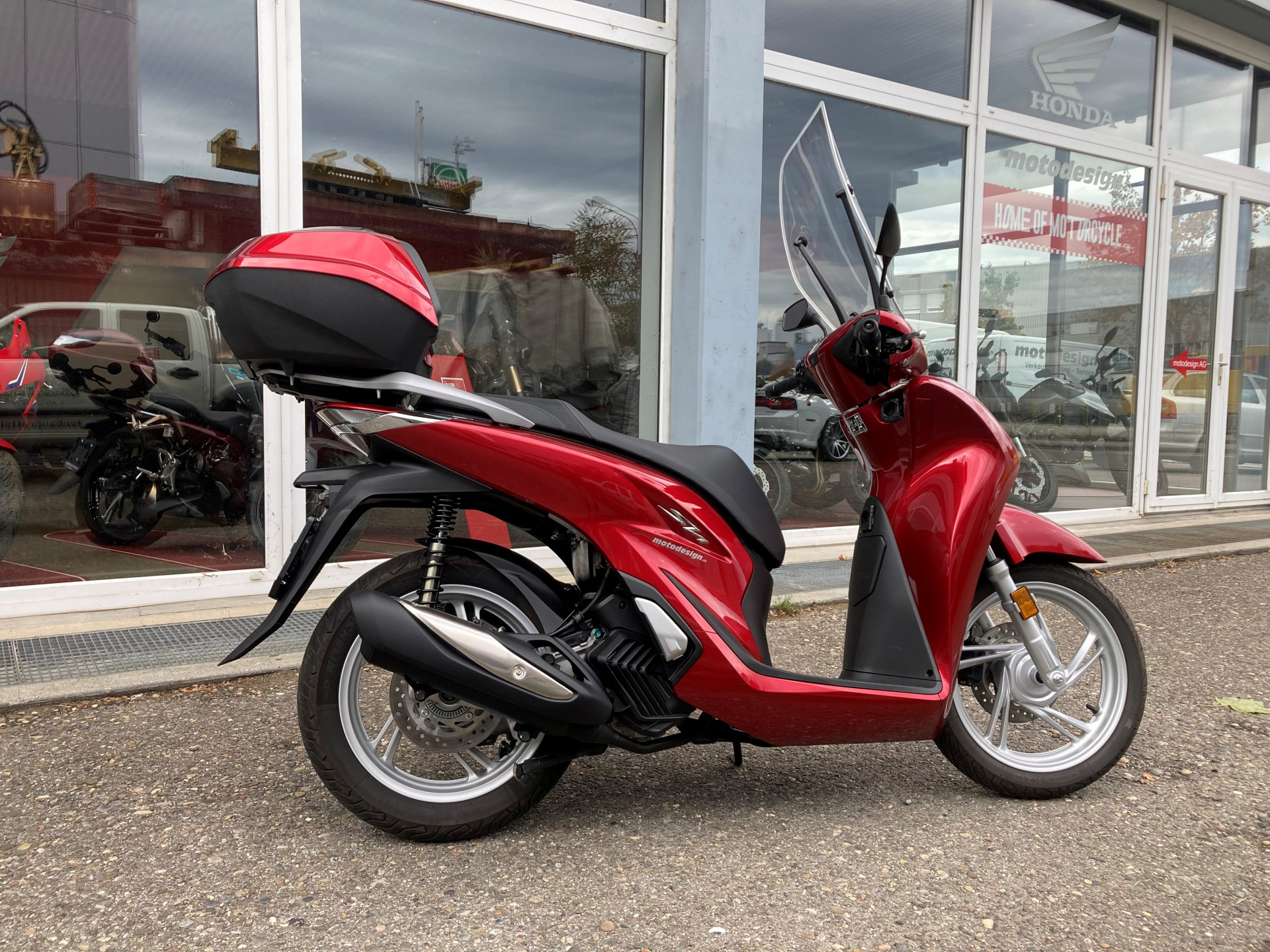 HONDA SH 125-image-1