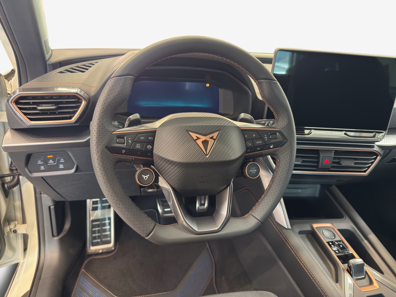 CUPRA LEON 2.0 TSI VZ DSG-image-9