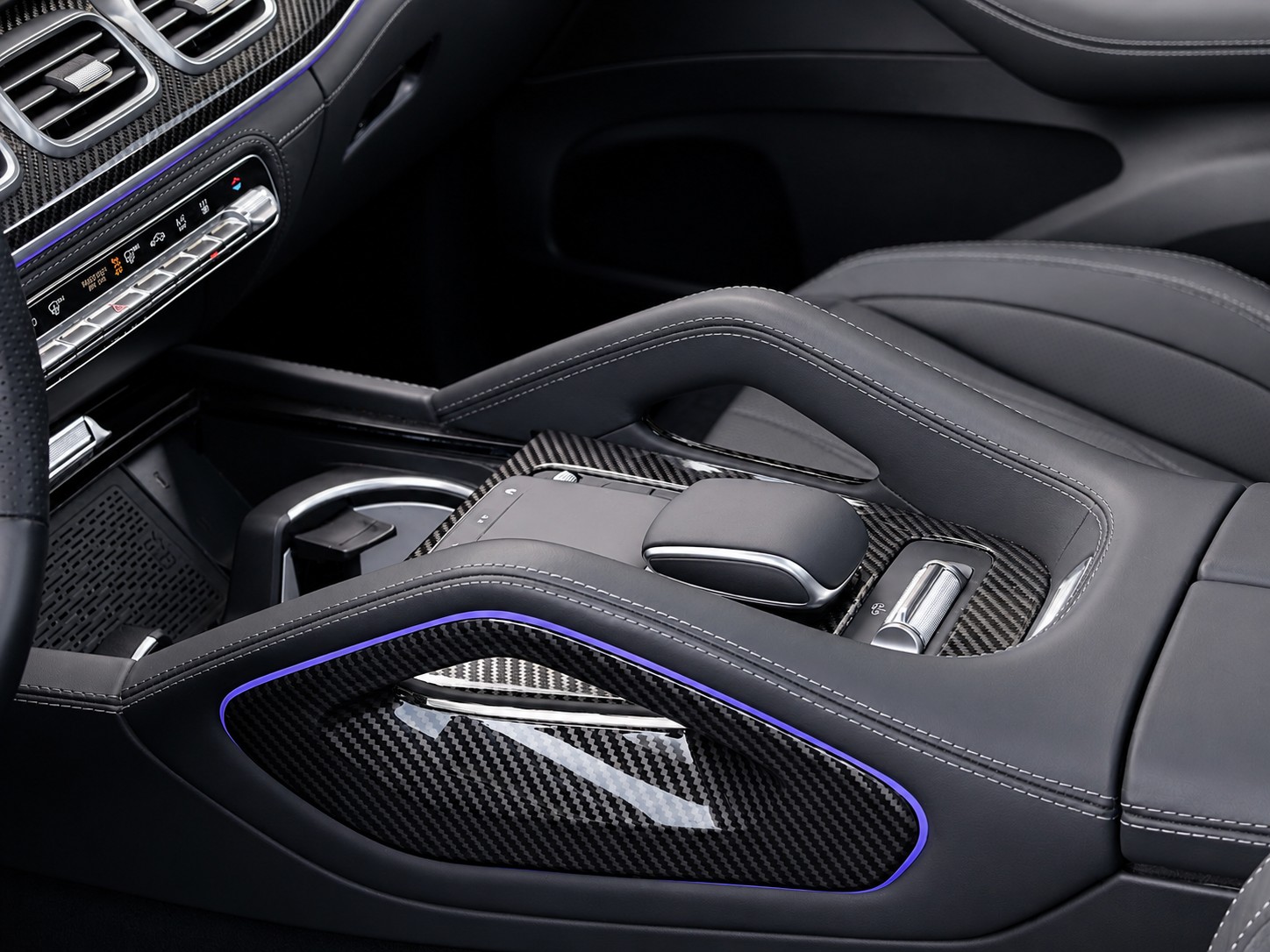 MERCEDES-BENZ GLE Coupé 53 AMG Hybrid 4Matic+ 9G-Tronic-image-19