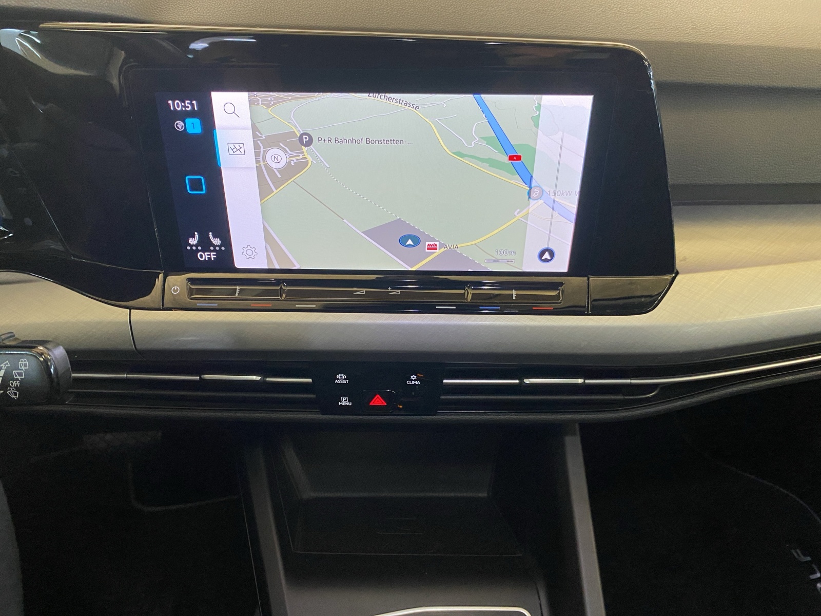 VW Golf Variant 2.0 TDI Life DSG 4Motion-image-10