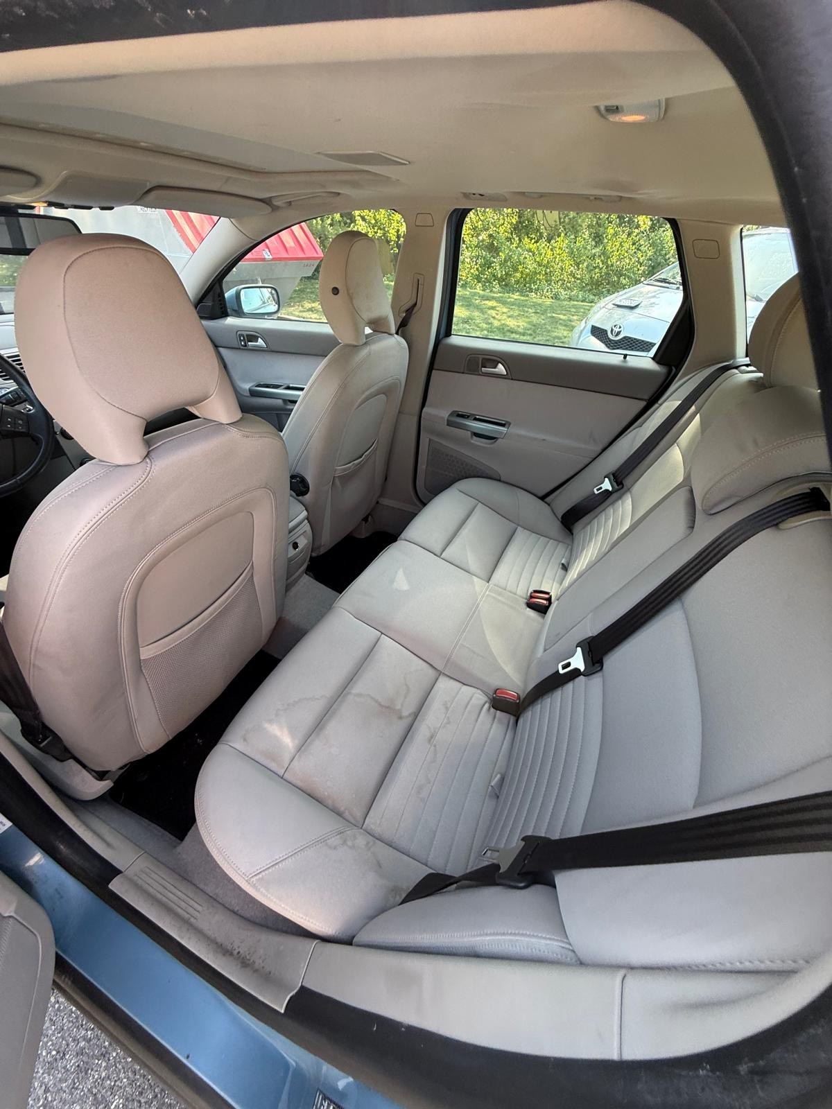 VOLVO 2.0D-showroom-element-3