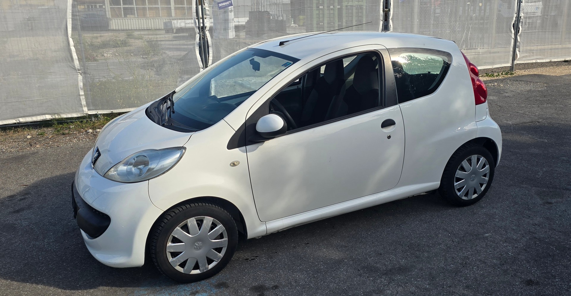 CITROEN C1-image-1