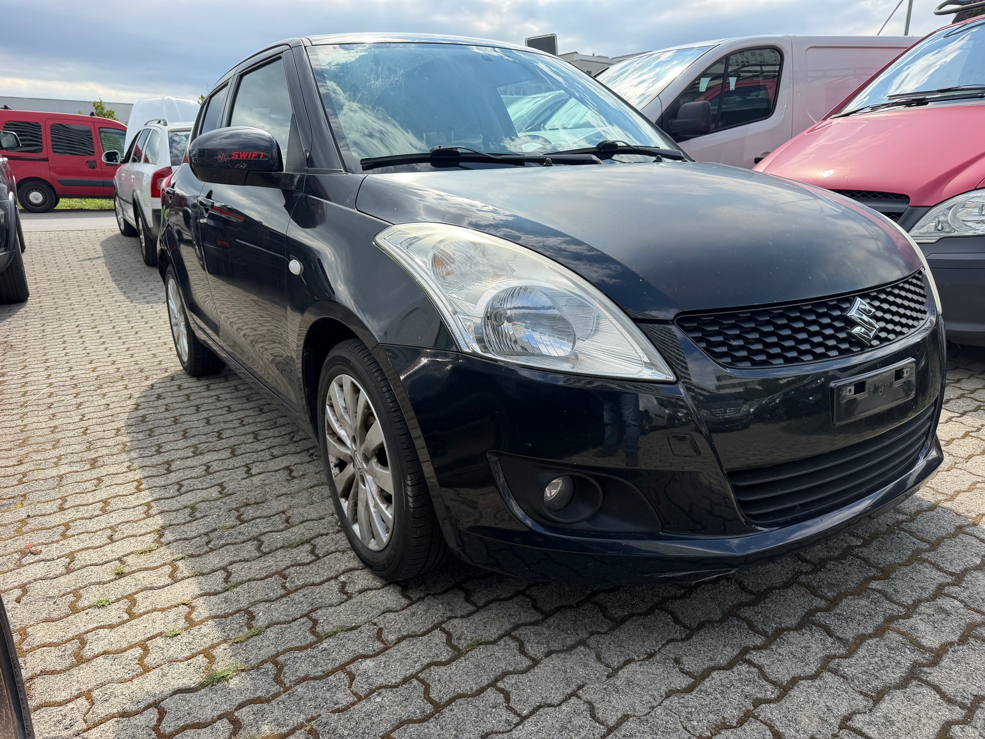 SUZUKI Swift 1.2i 16V GL Sergio Cellano-showroom-element-1