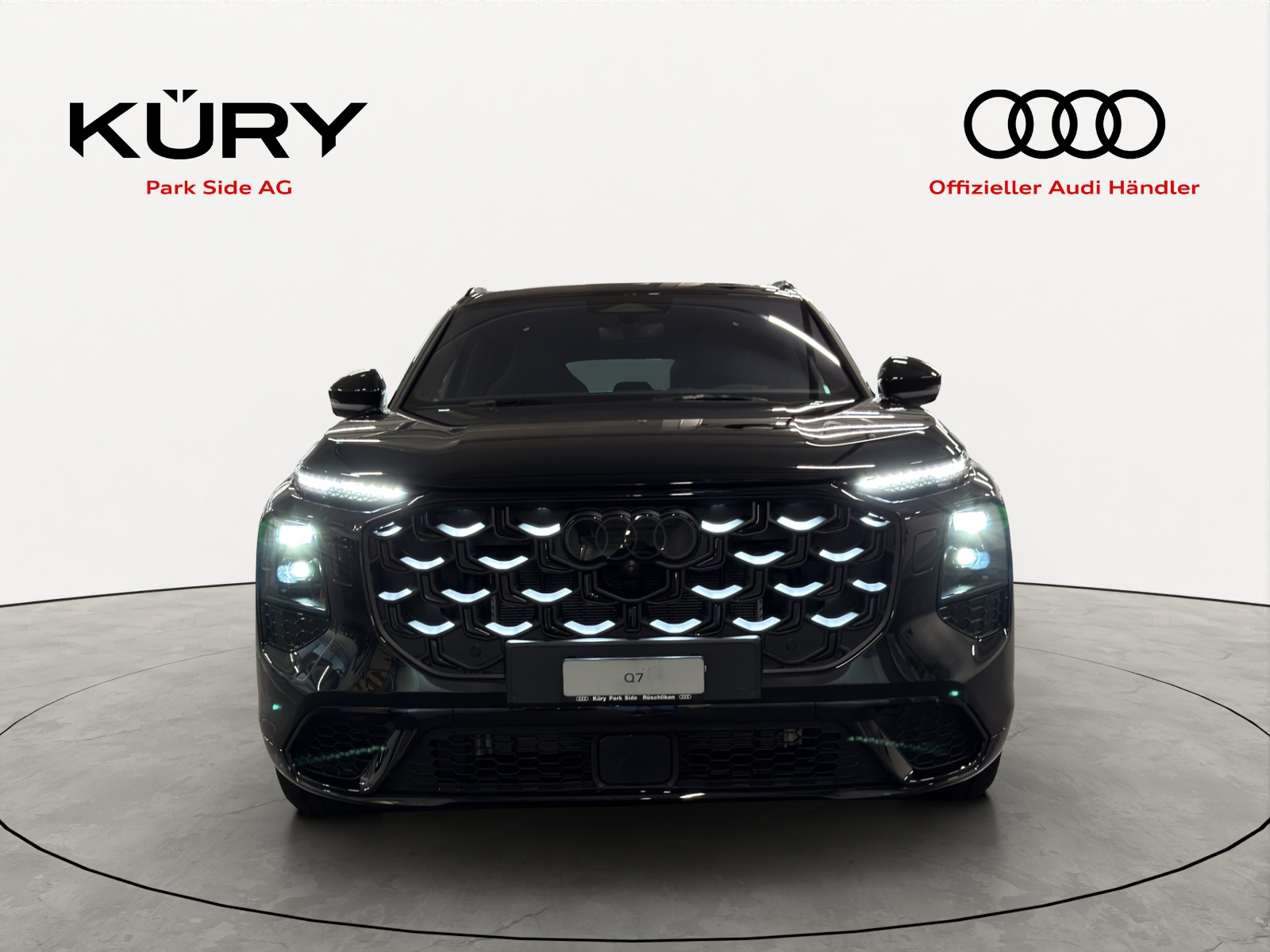 AUDI Q7 SUV TDI quattro 220 kW 299PS-showroom-element-1