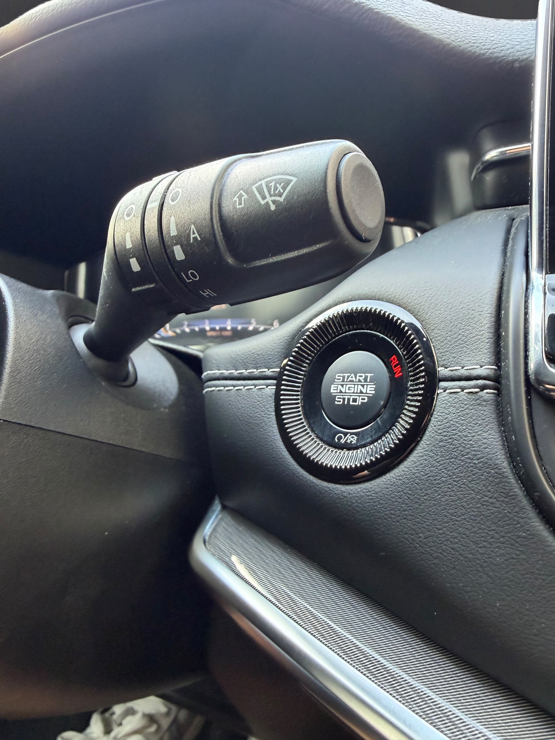 JEEP Compass 4x2 1.3 Turbo S DKG-image-13