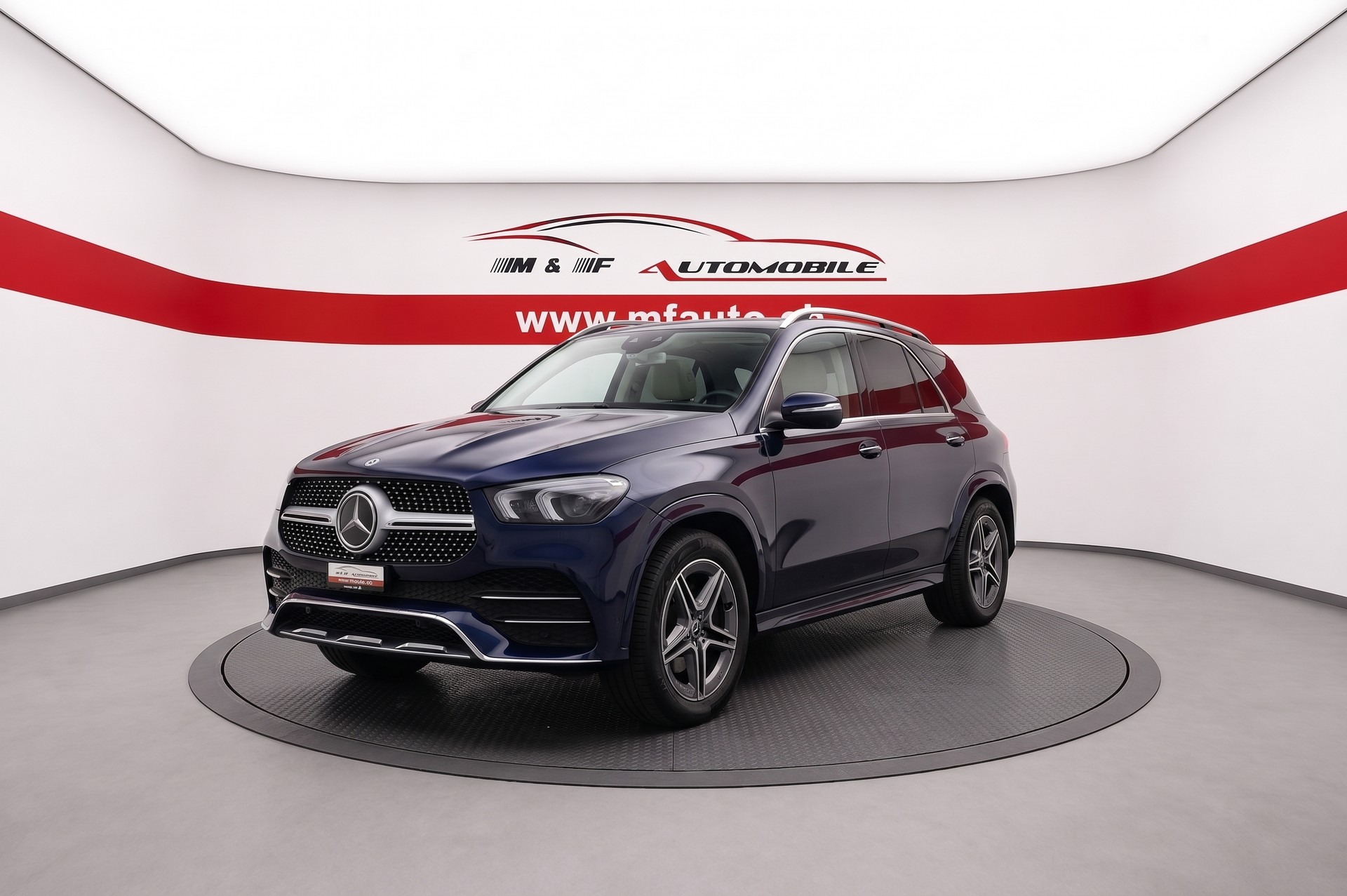 MERCEDES-BENZ GLE 350 e AMG Line 4matic-showroom-element-1