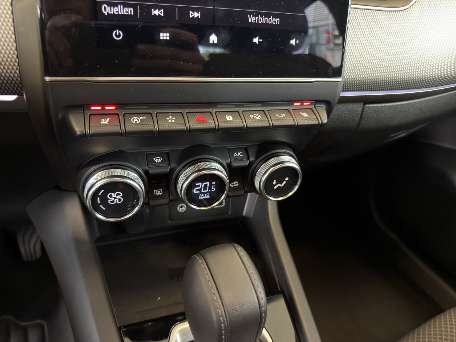 RENAULT Arkana 1.3 TCe Techno EDC*Abstandstempomat**Leasingaktion 1.99%**-image-19