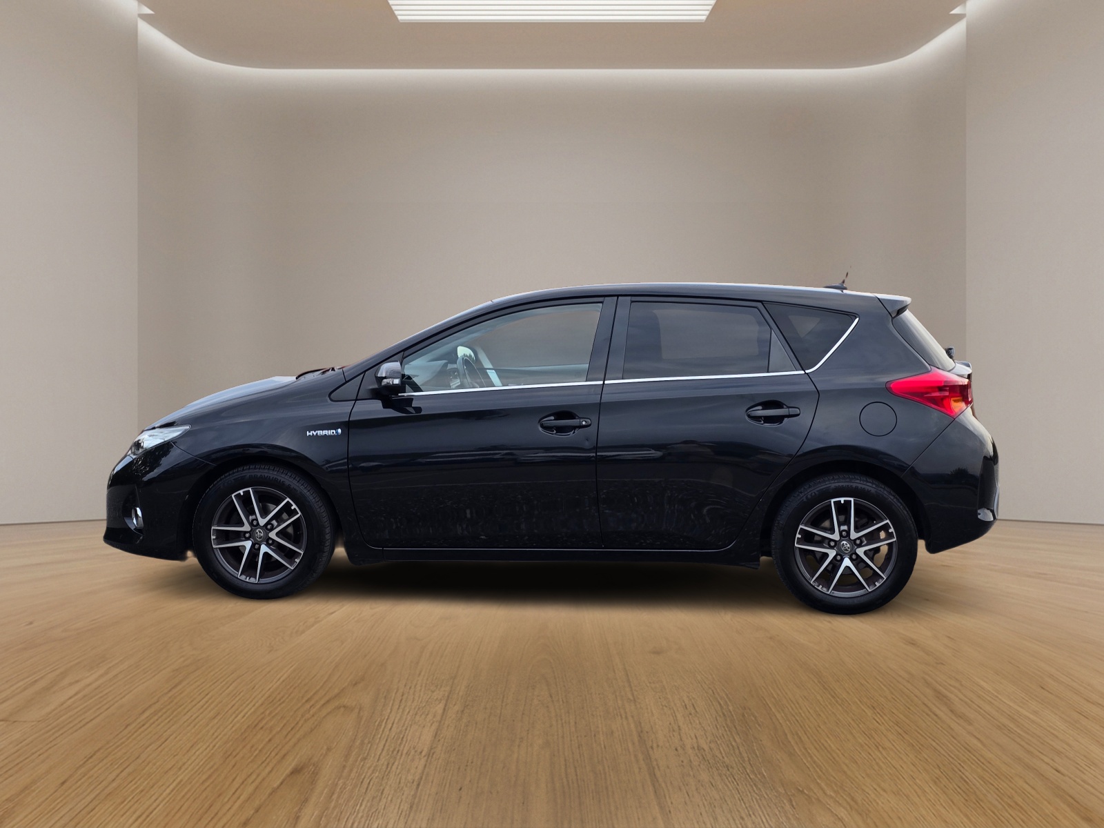 TOYOTA Auris 1.8 16V HSD Linea Trend-image-8