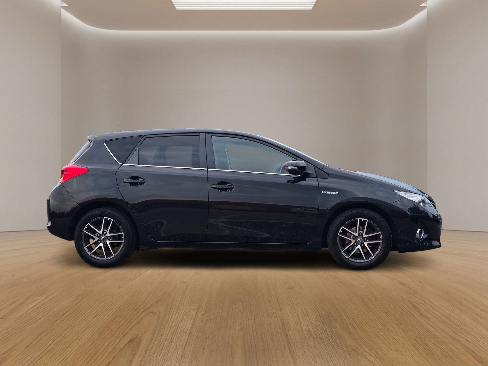 TOYOTA Auris 1.8 16V HSD Linea Trend-image-4