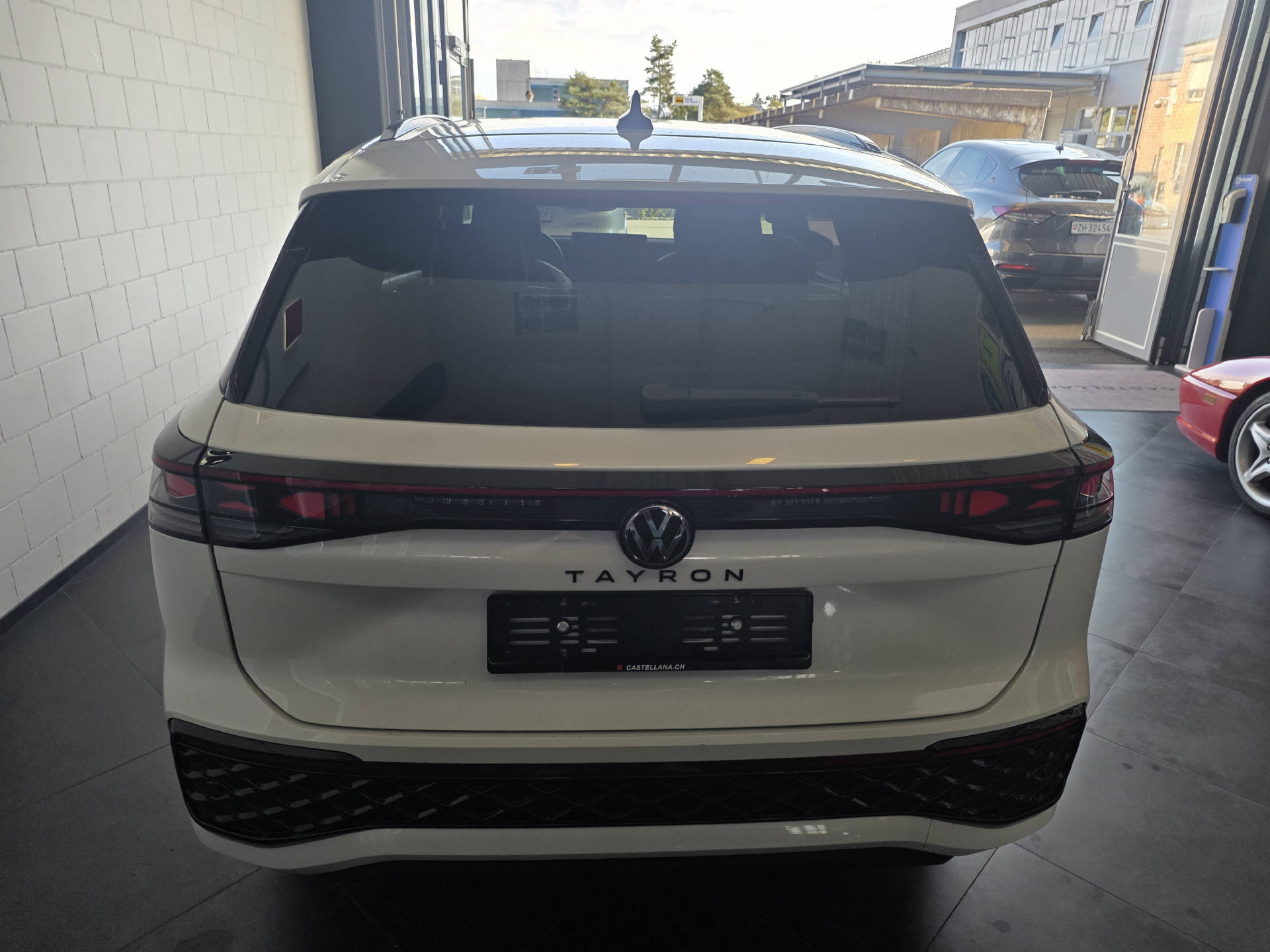 VW Tayron 2.0 TDI SCR R-Line DSG 4motion-image-4