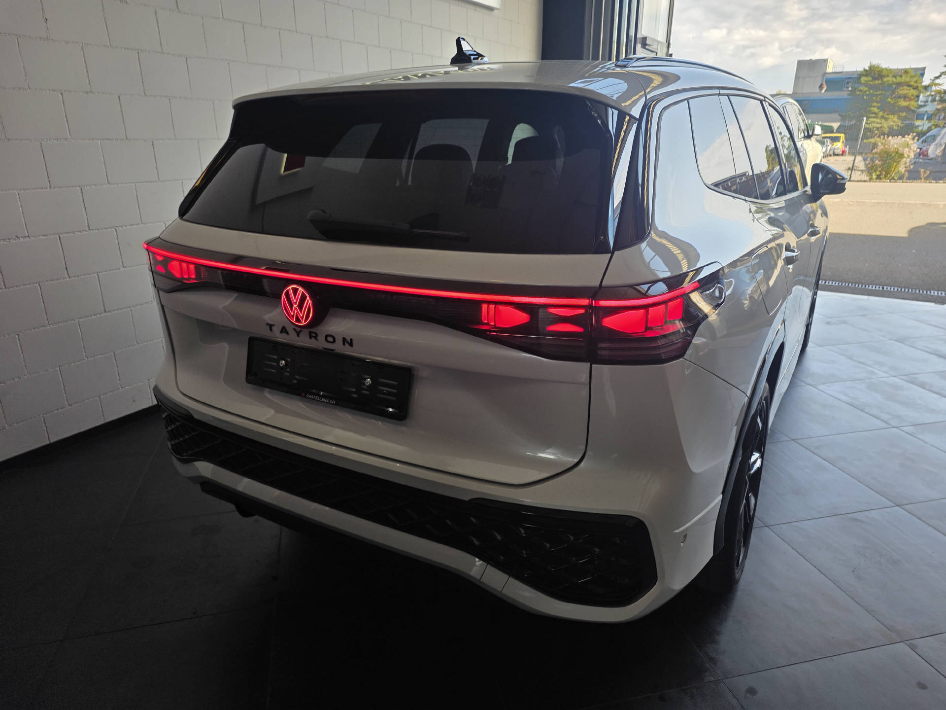 VW Tayron 2.0 TDI SCR R-Line DSG 4motion-image-7