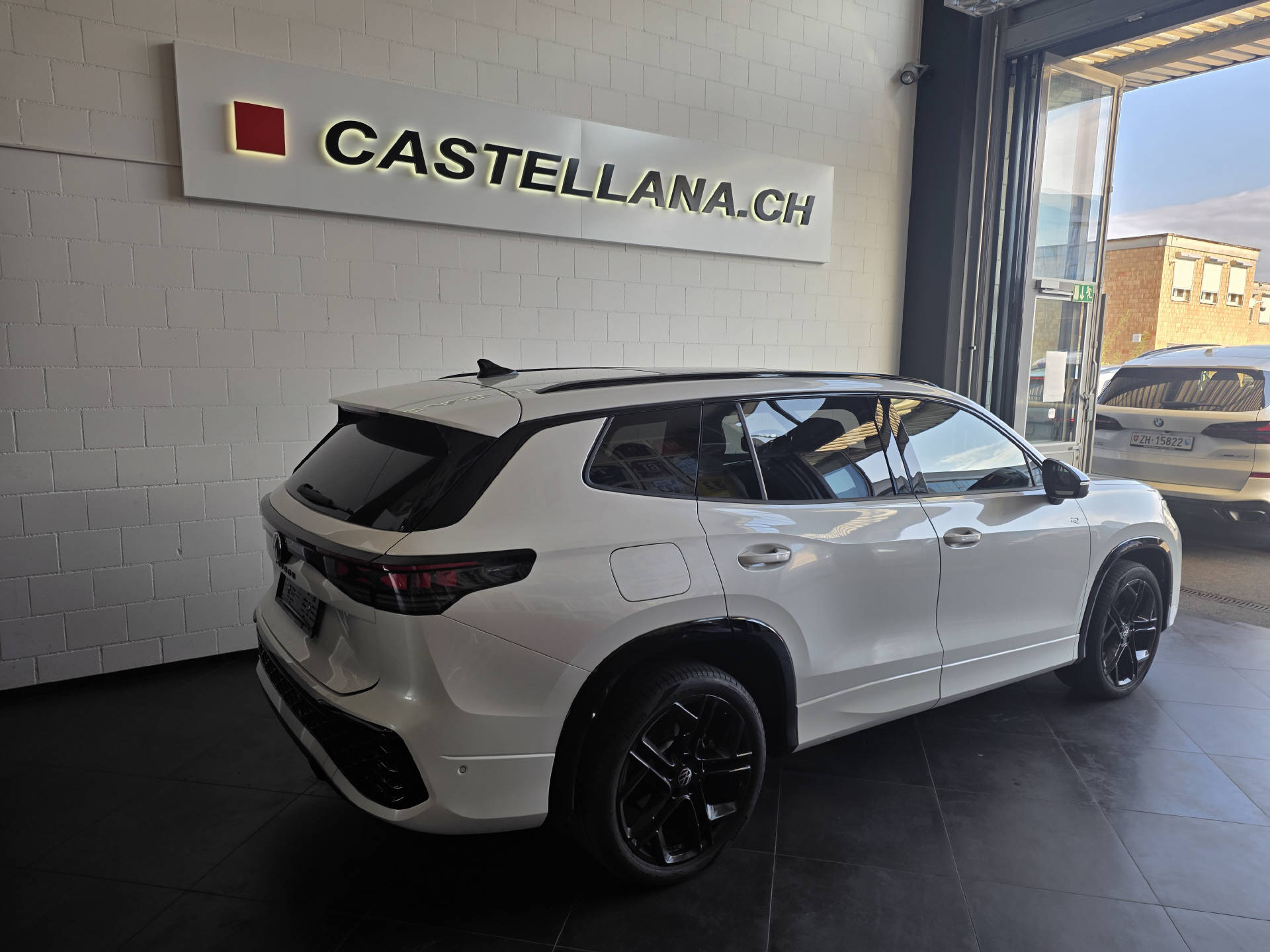 VW Tayron 2.0 TDI SCR R-Line DSG 4motion-showroom-element-3