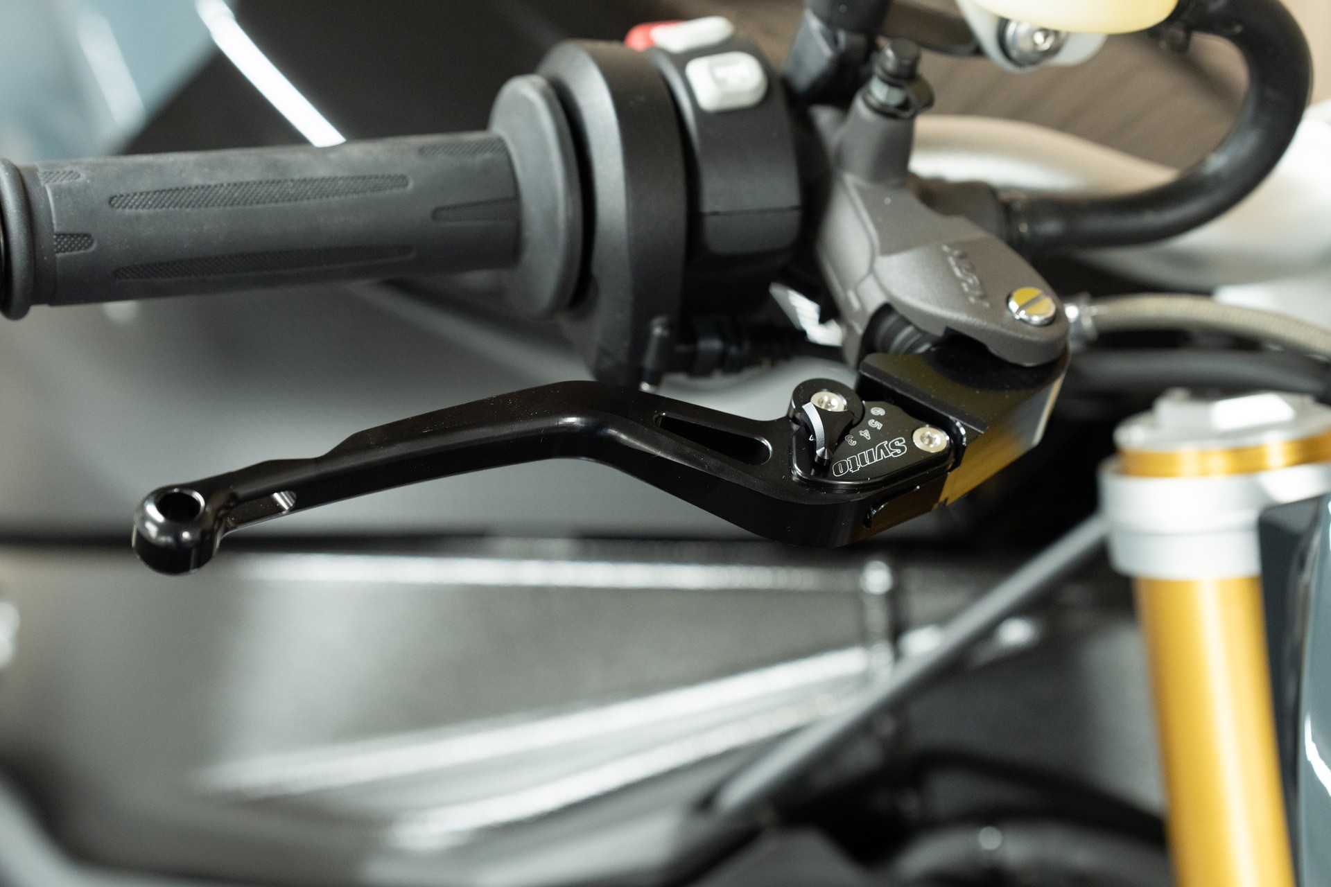 BMW S 1000 R-image-7
