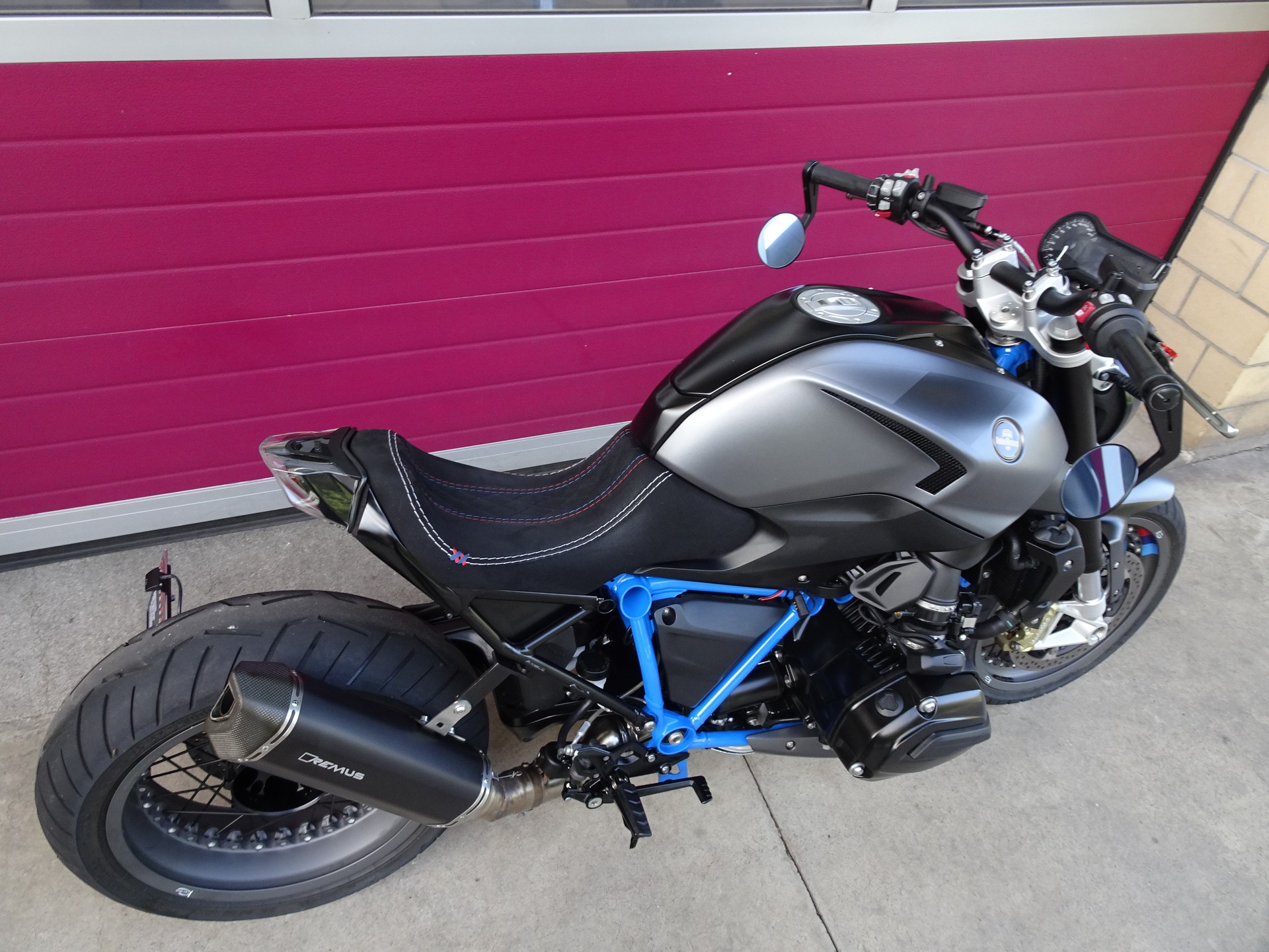 BMW R 1200 R ABS-image-14