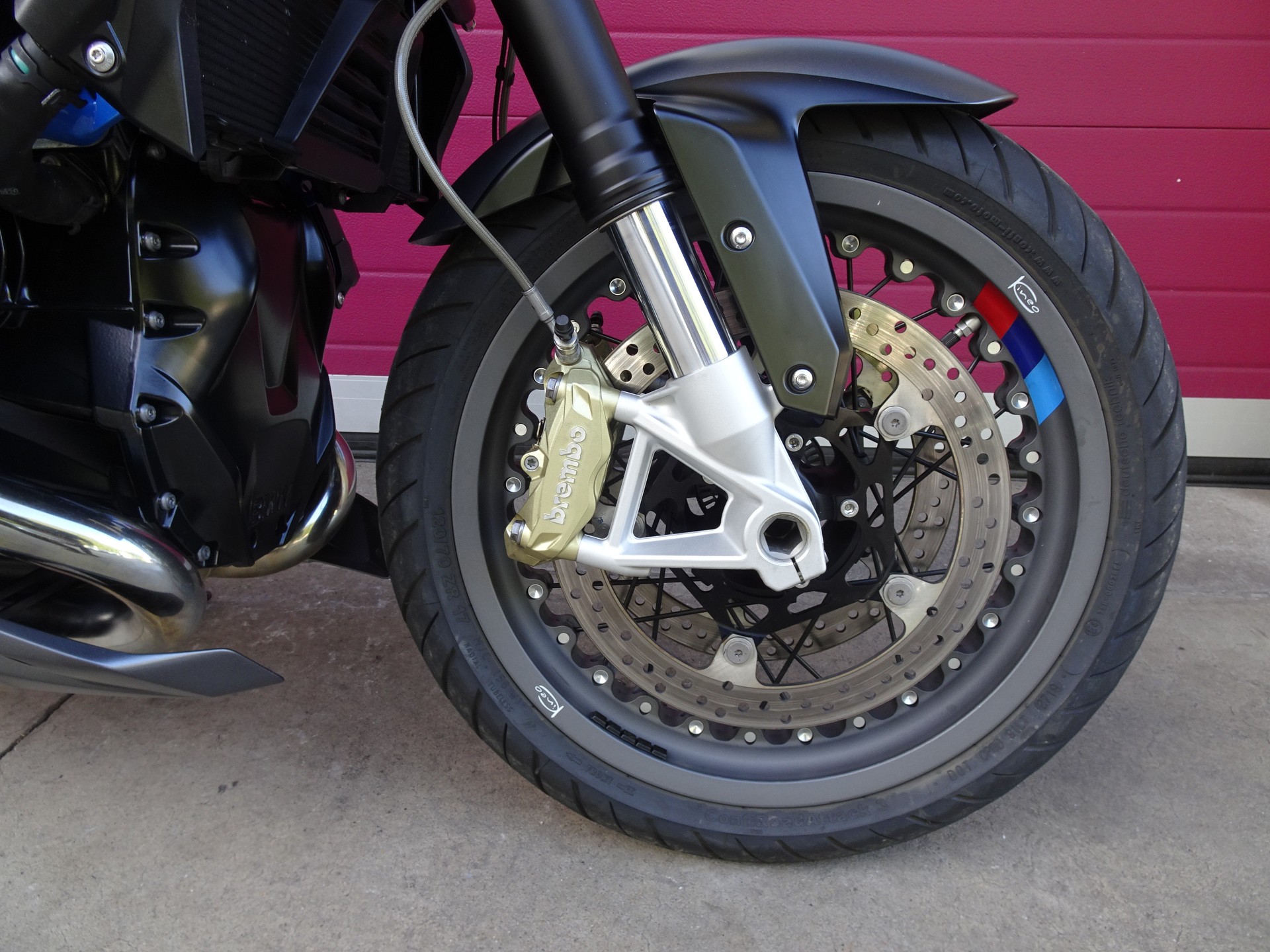 BMW R 1200 R ABS-image-1
