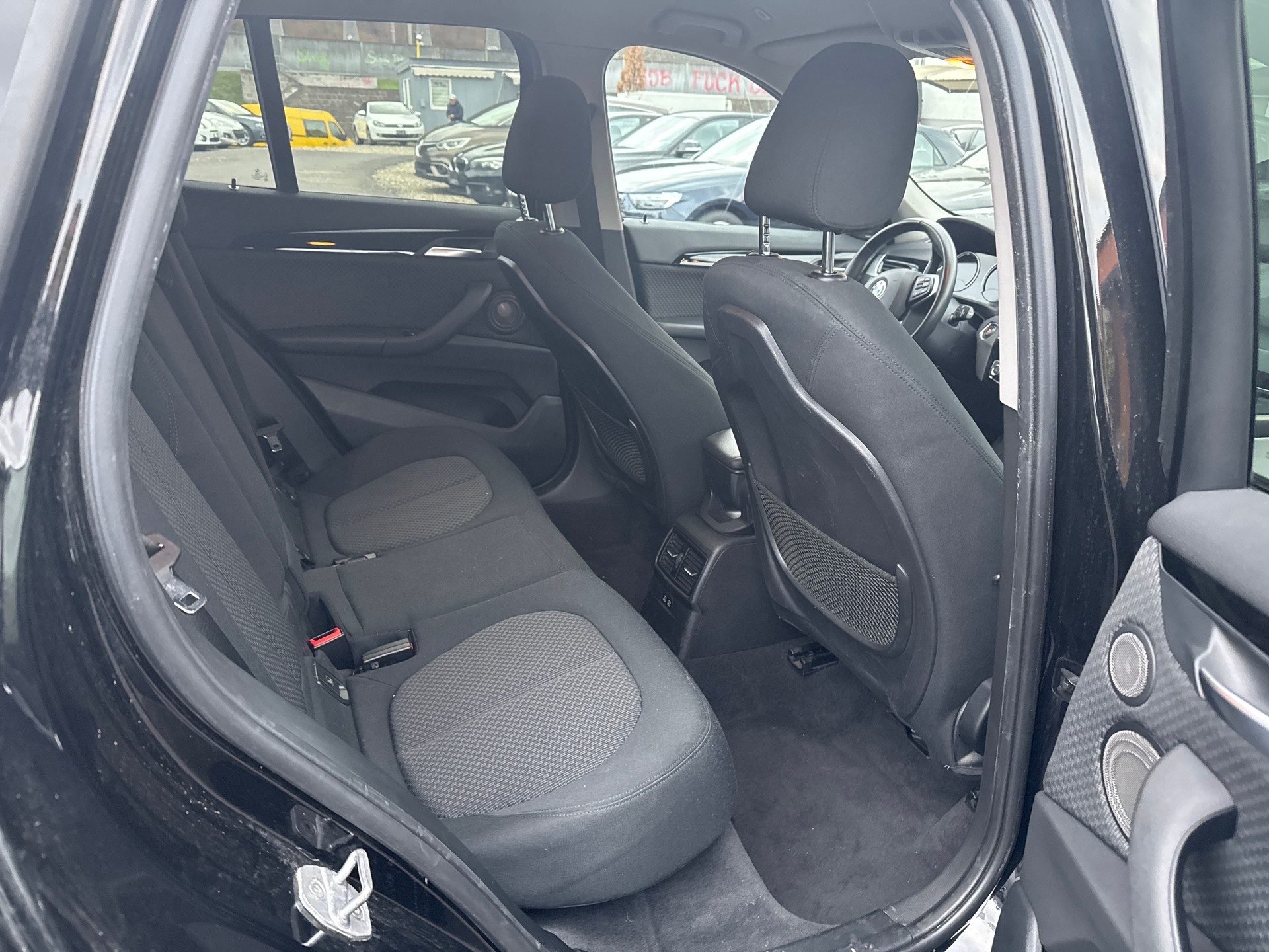 BMW X1 sDrive 18d xLine Steptronic-image-4