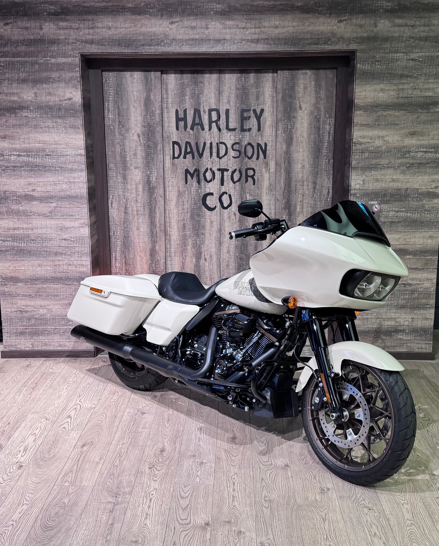 HARLEY-DAVIDSON FLTRXST Road Glide ST 117-image-1