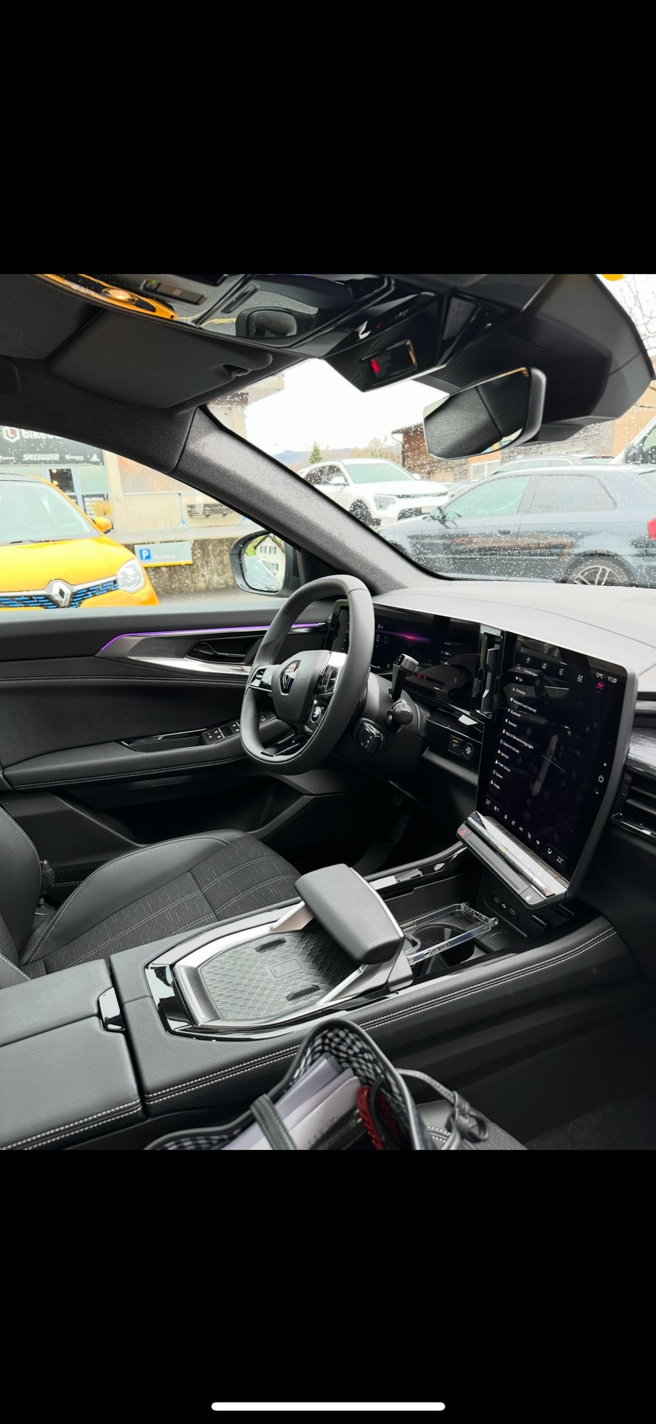 RENAULT Austral 1.3 MHEV 160 Techno A-image-3