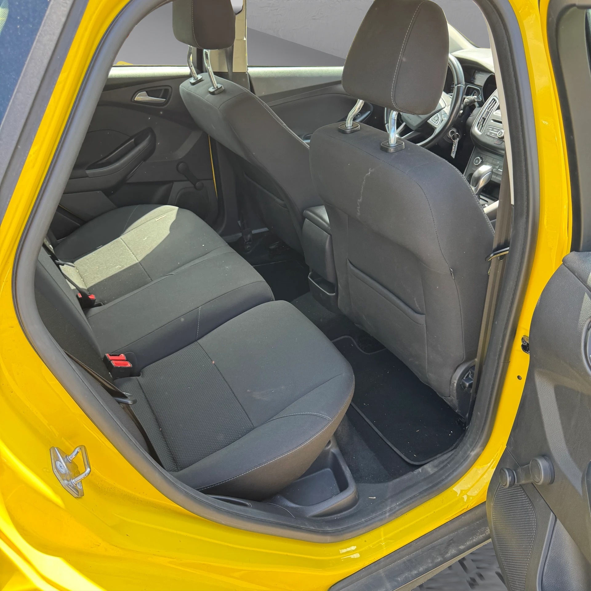 FORD Focus 1.5 SCTi Business Automatic-image-9