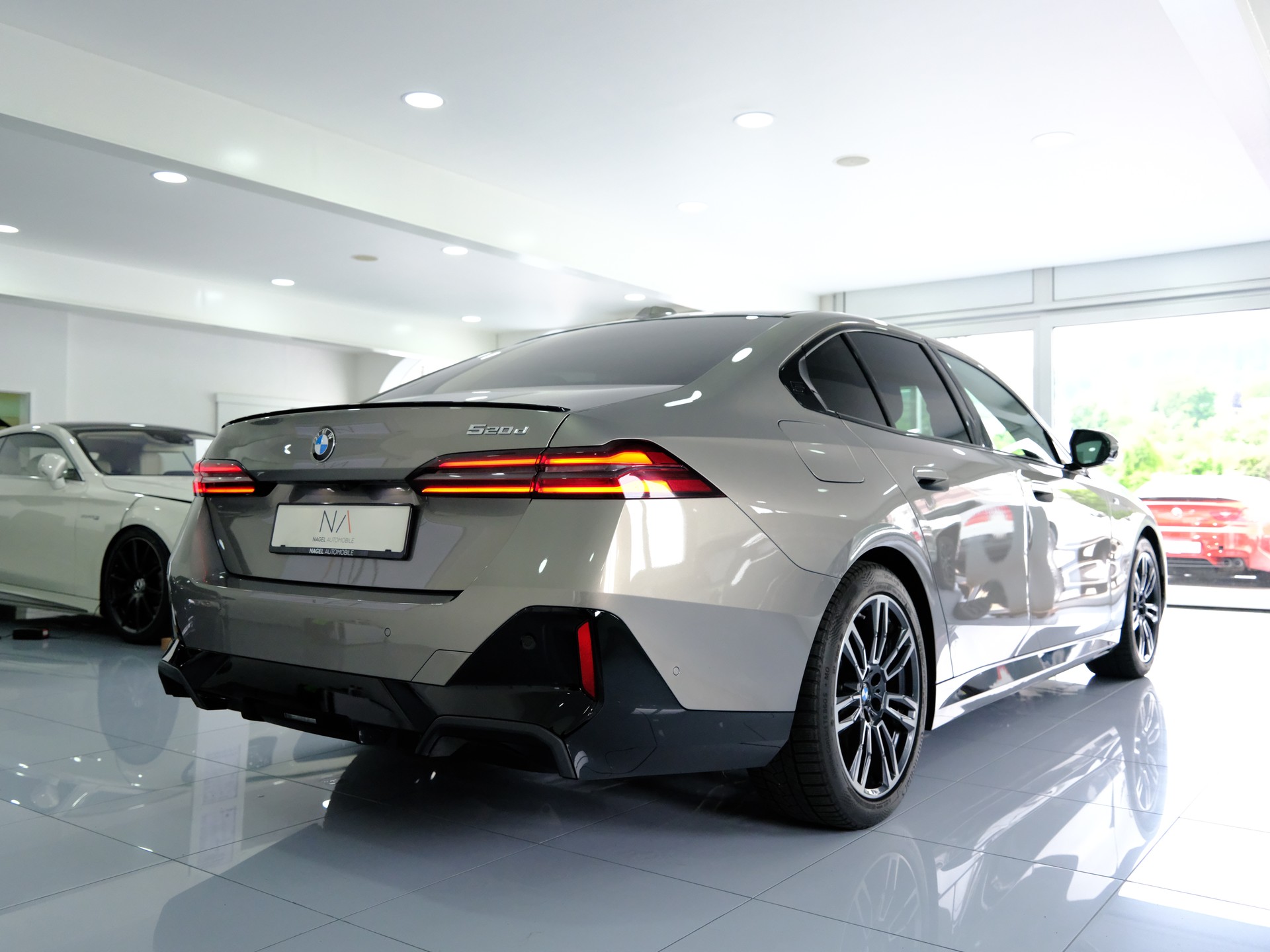 BMW 520d 48V M Sport Pro Steptronic-showroom-element-3