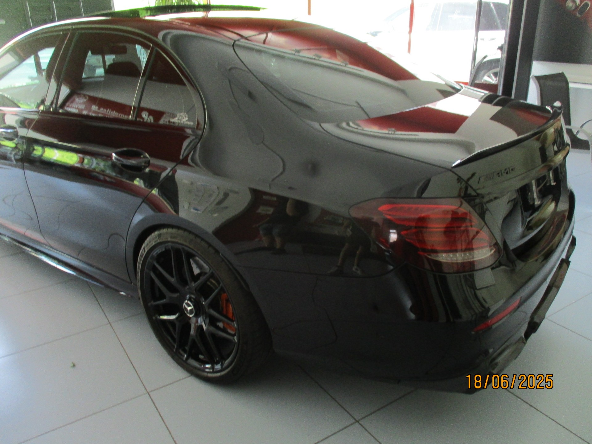 MERCEDES-BENZ E 63 AMG S 4Matic Speedshift MCT-image-2