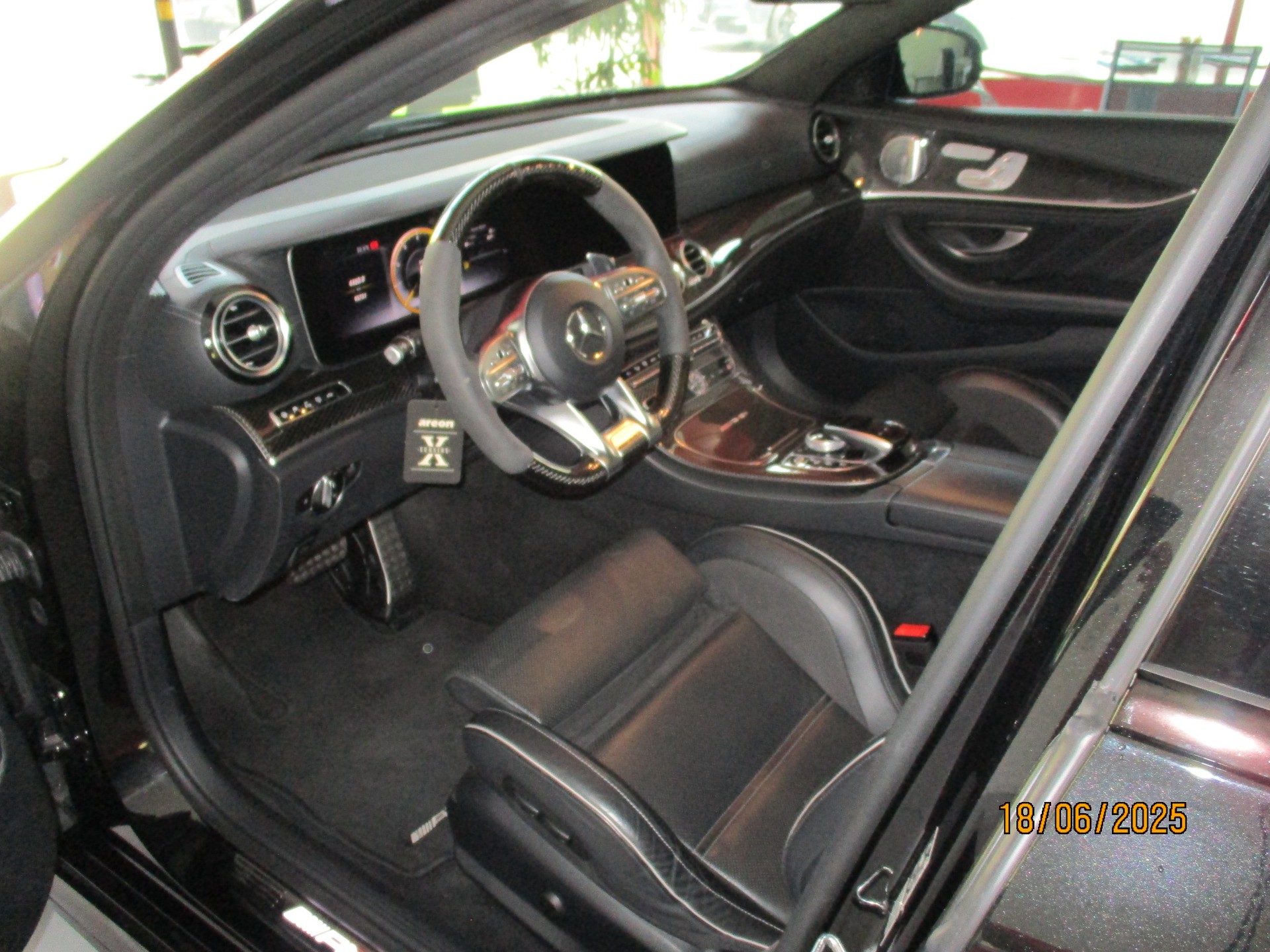 MERCEDES-BENZ E 63 AMG S 4Matic Speedshift MCT-image-9