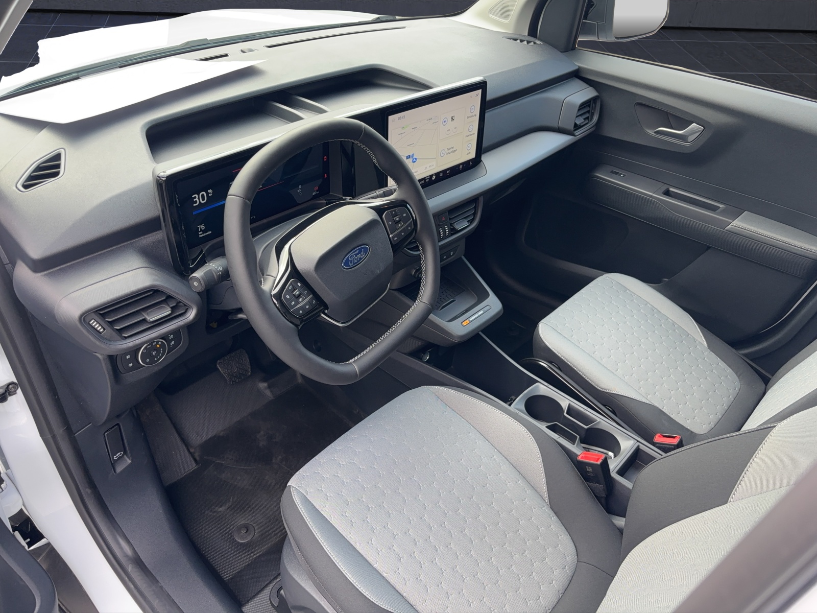 FORD E-Transit Courier Van 136 PS Limited-image-7