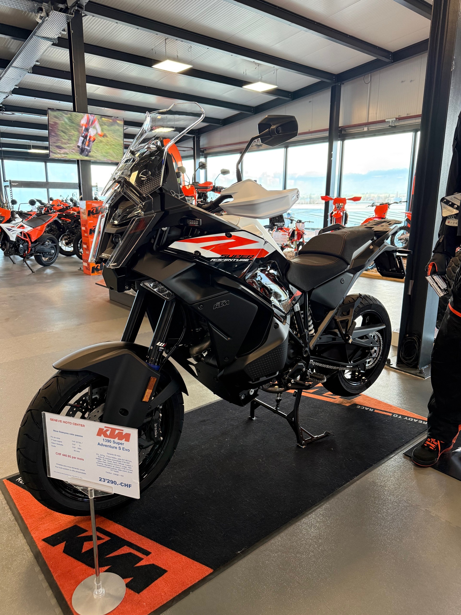 KTM 1390 Super Adventure S EVO 2026-image-1