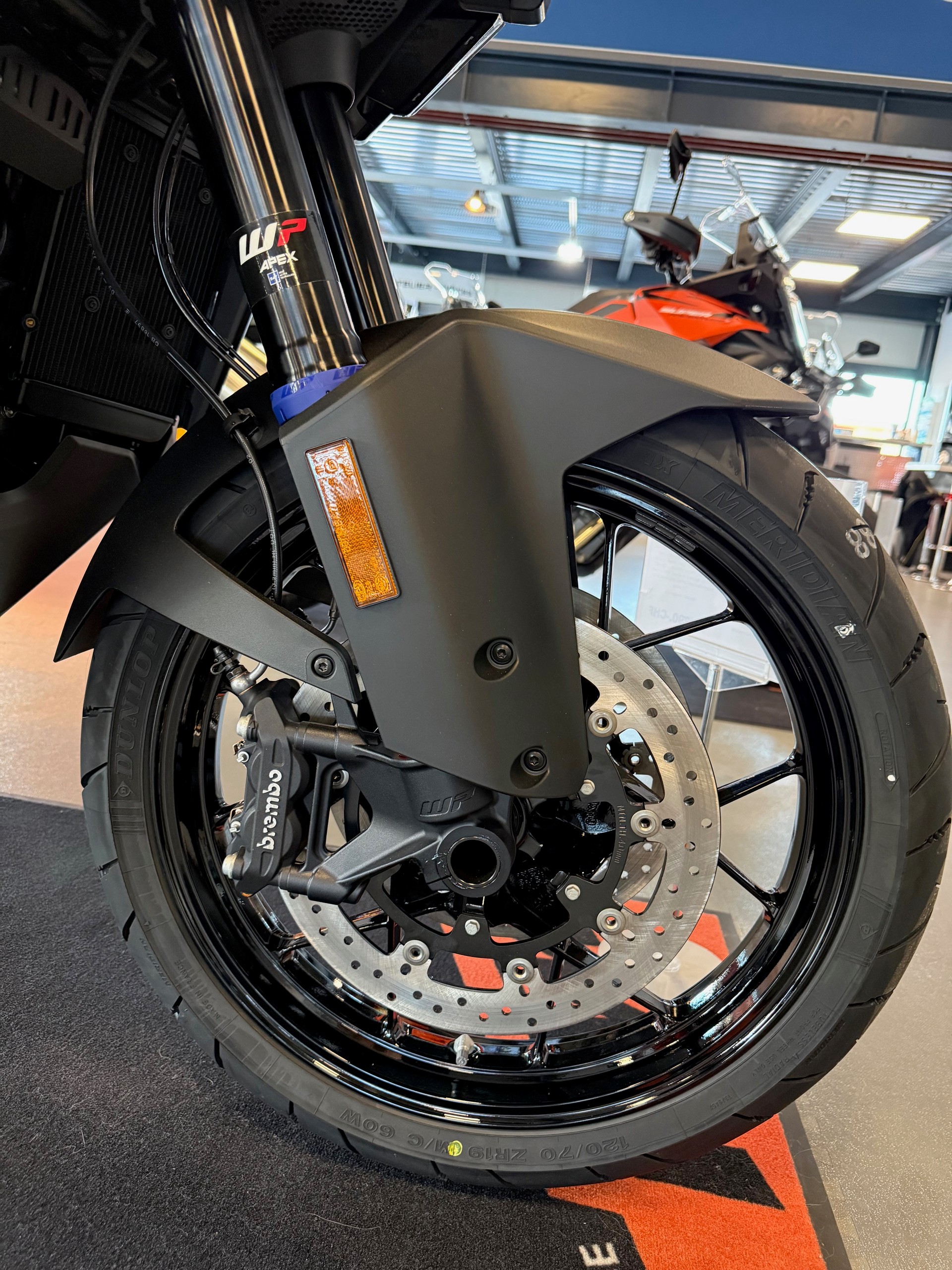 KTM 1390 Super Adventure S EVO 2026-image-7