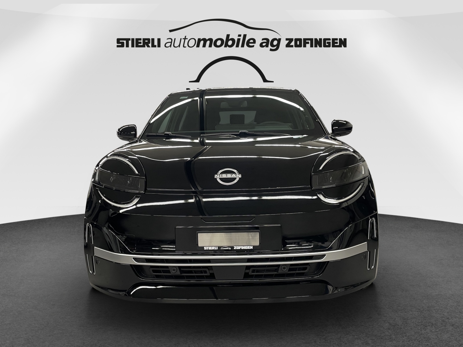 NISSAN Micra Advance-showroom-element-1