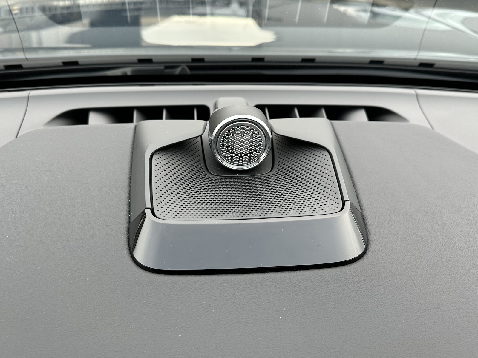 VOLVO EX 90 Twin Ultra AWD-image-11