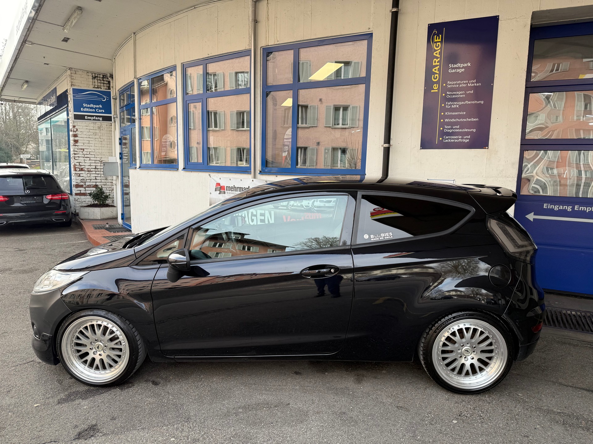 FORD Fiesta 1.6 16V Titanium-showroom-element-3
